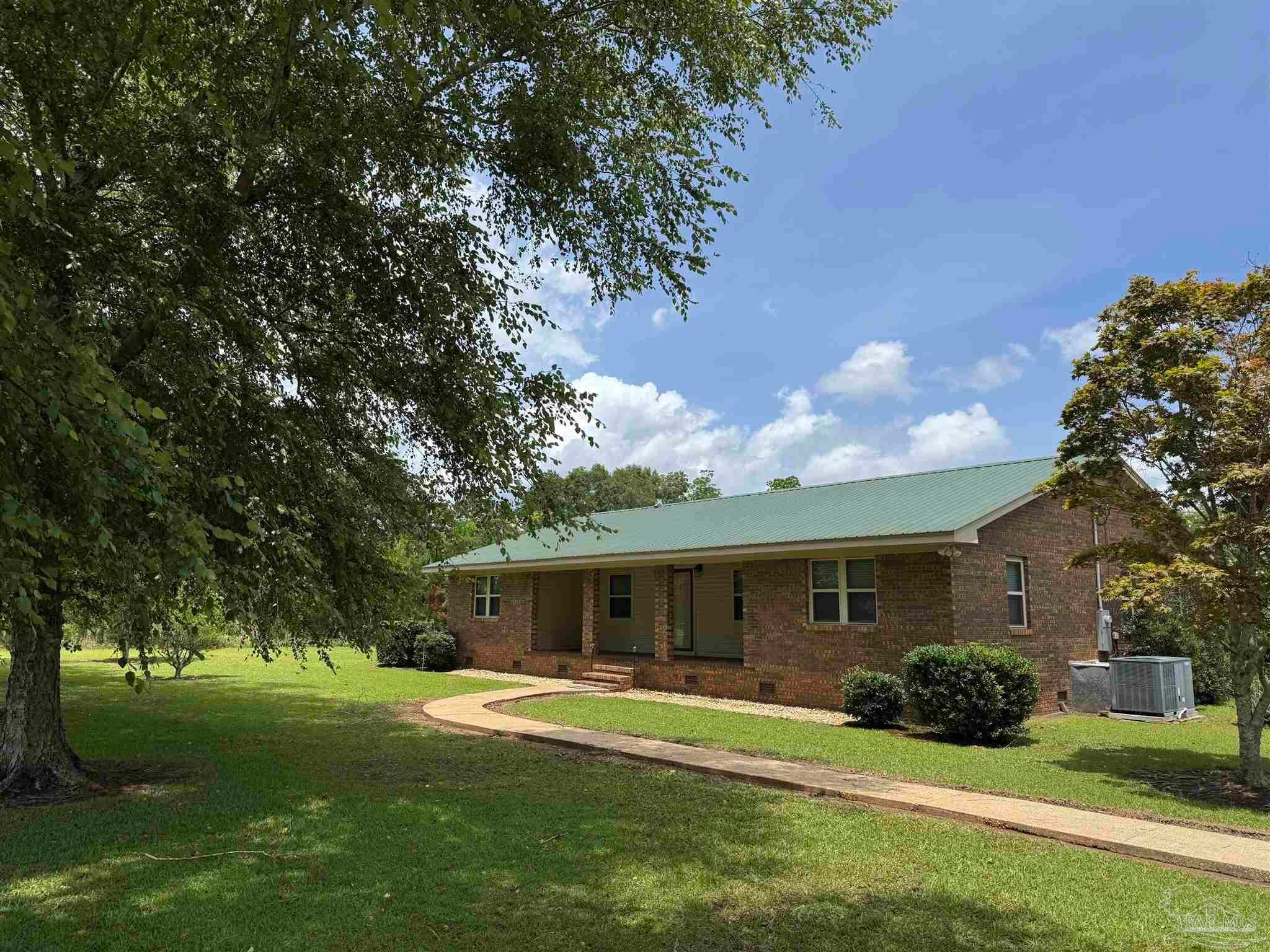 Photo of Listing #658058