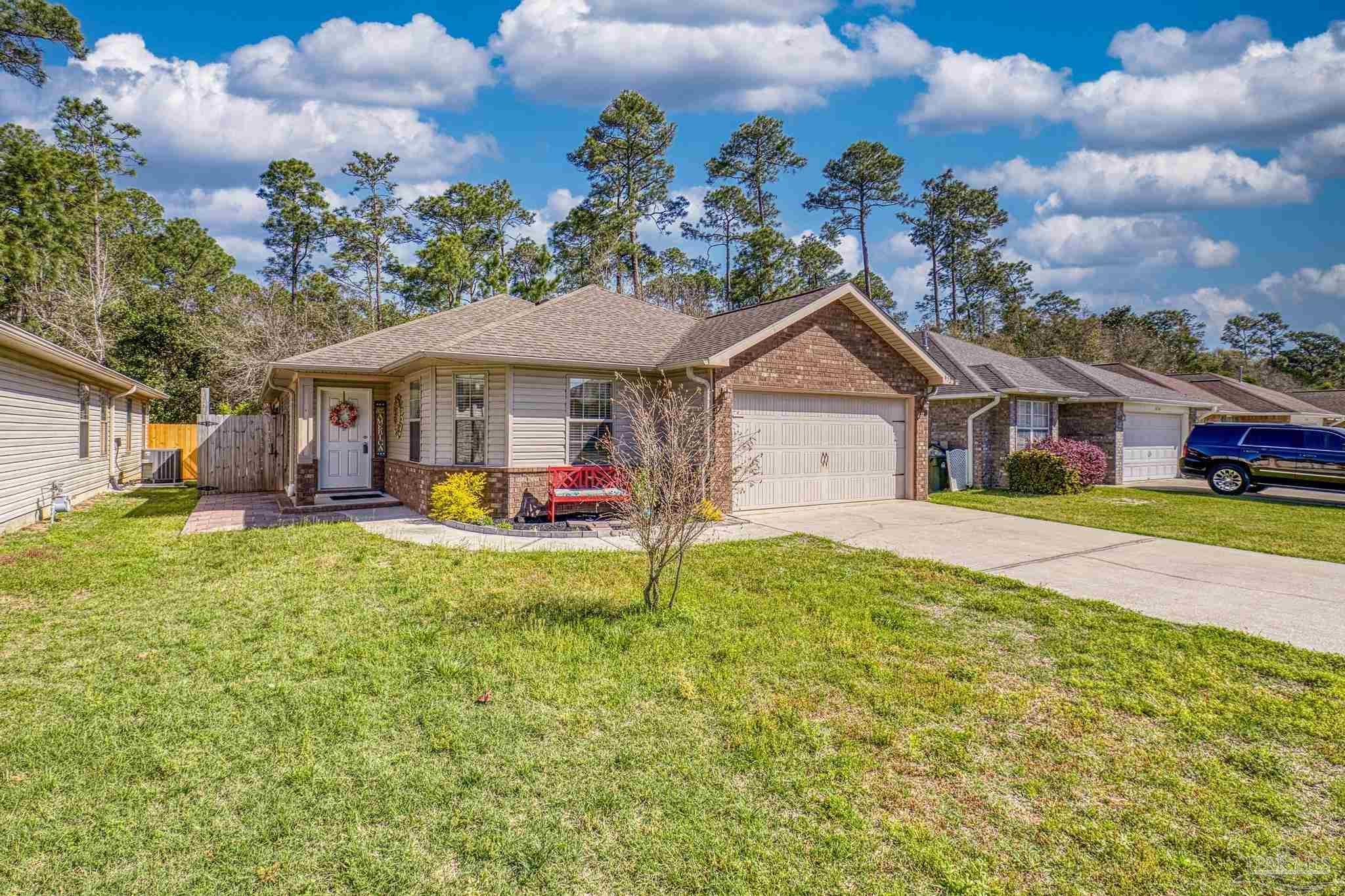 Photo of Listing #658251