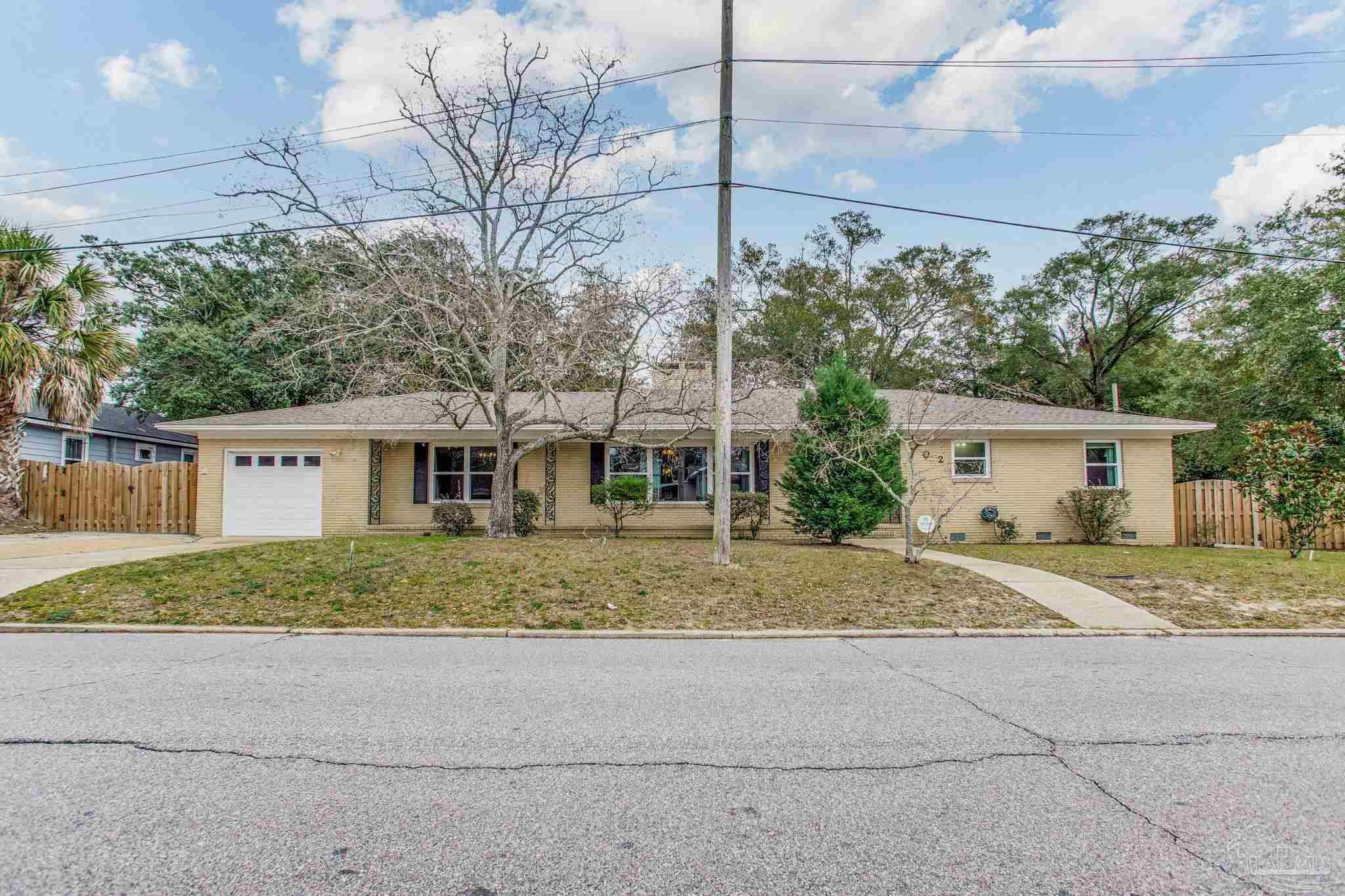 Photo of Listing #658367