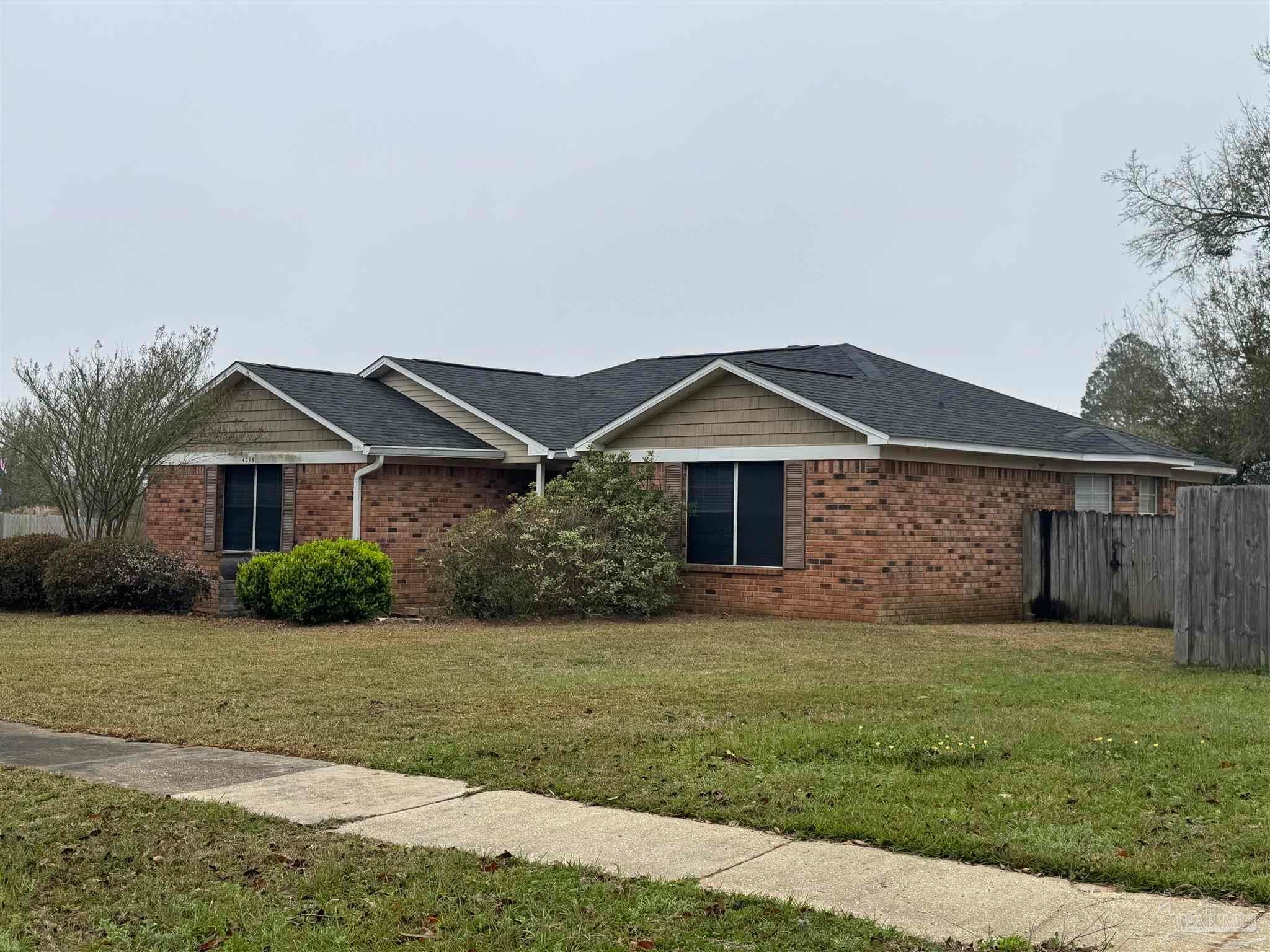 Photo of Listing #660771