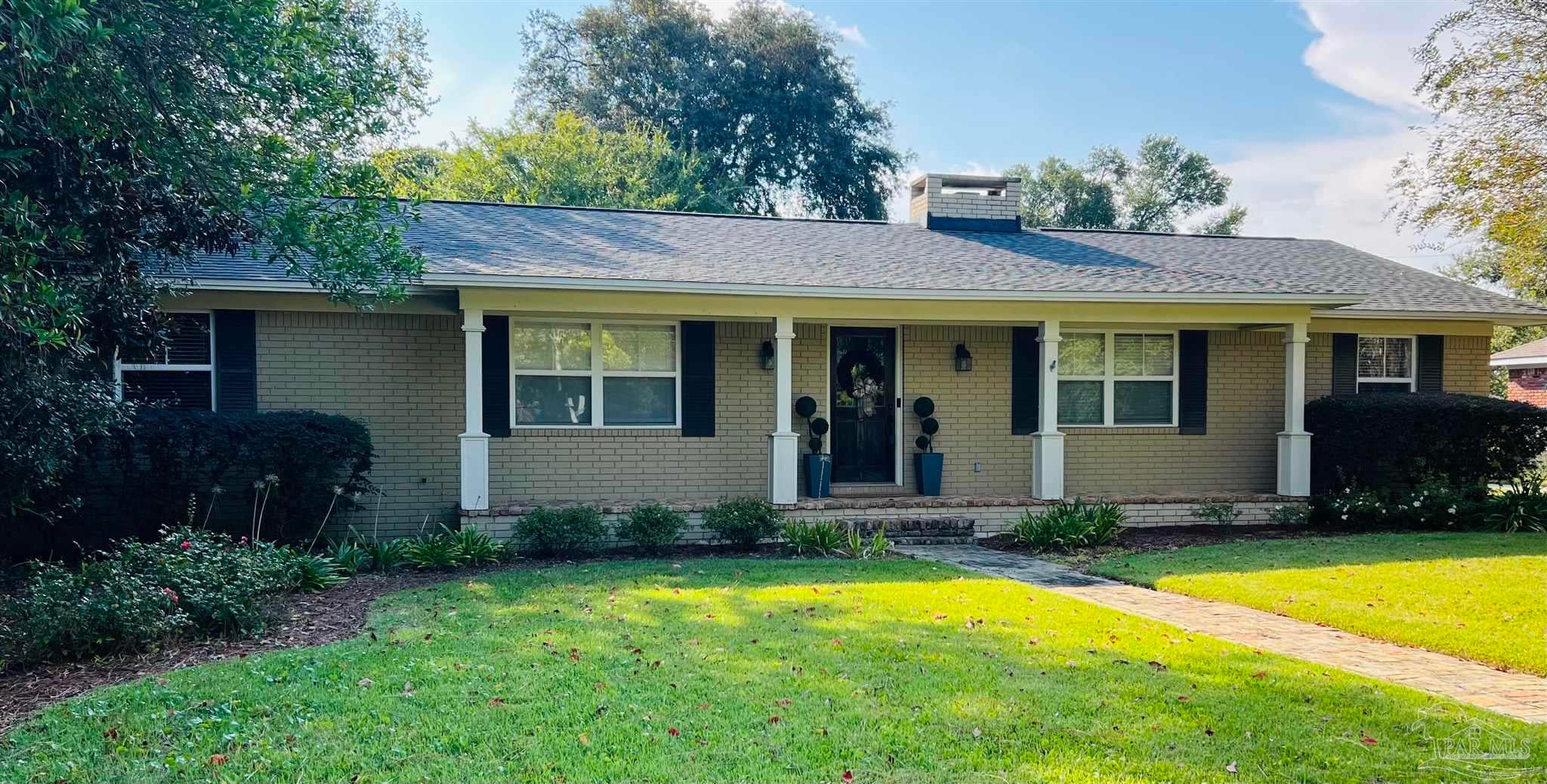 Photo of Listing #660972