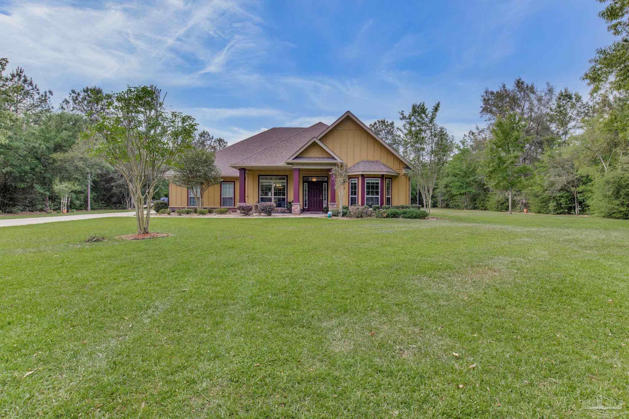 Photo of Listing #661755