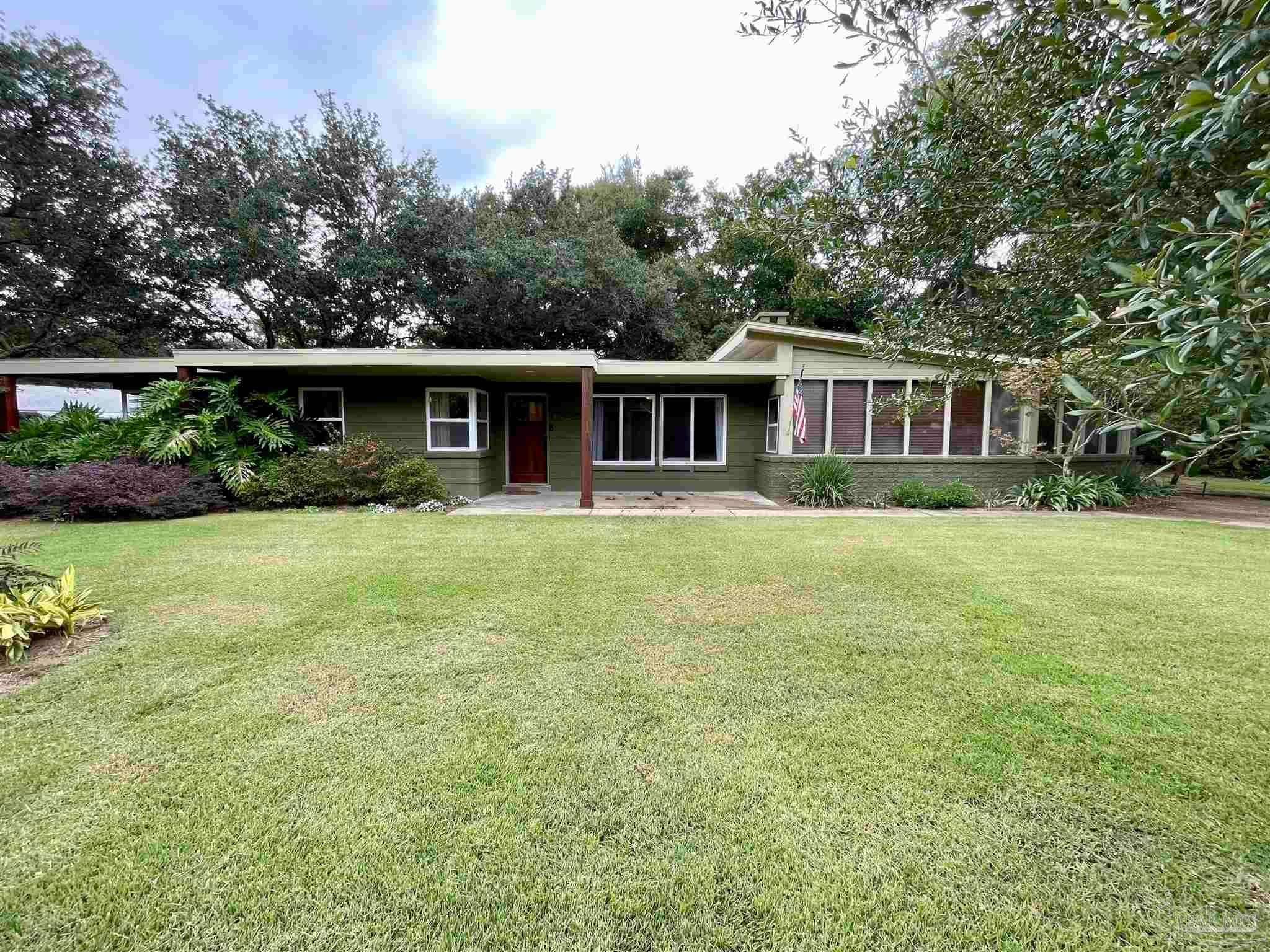 Photo of Listing #663177