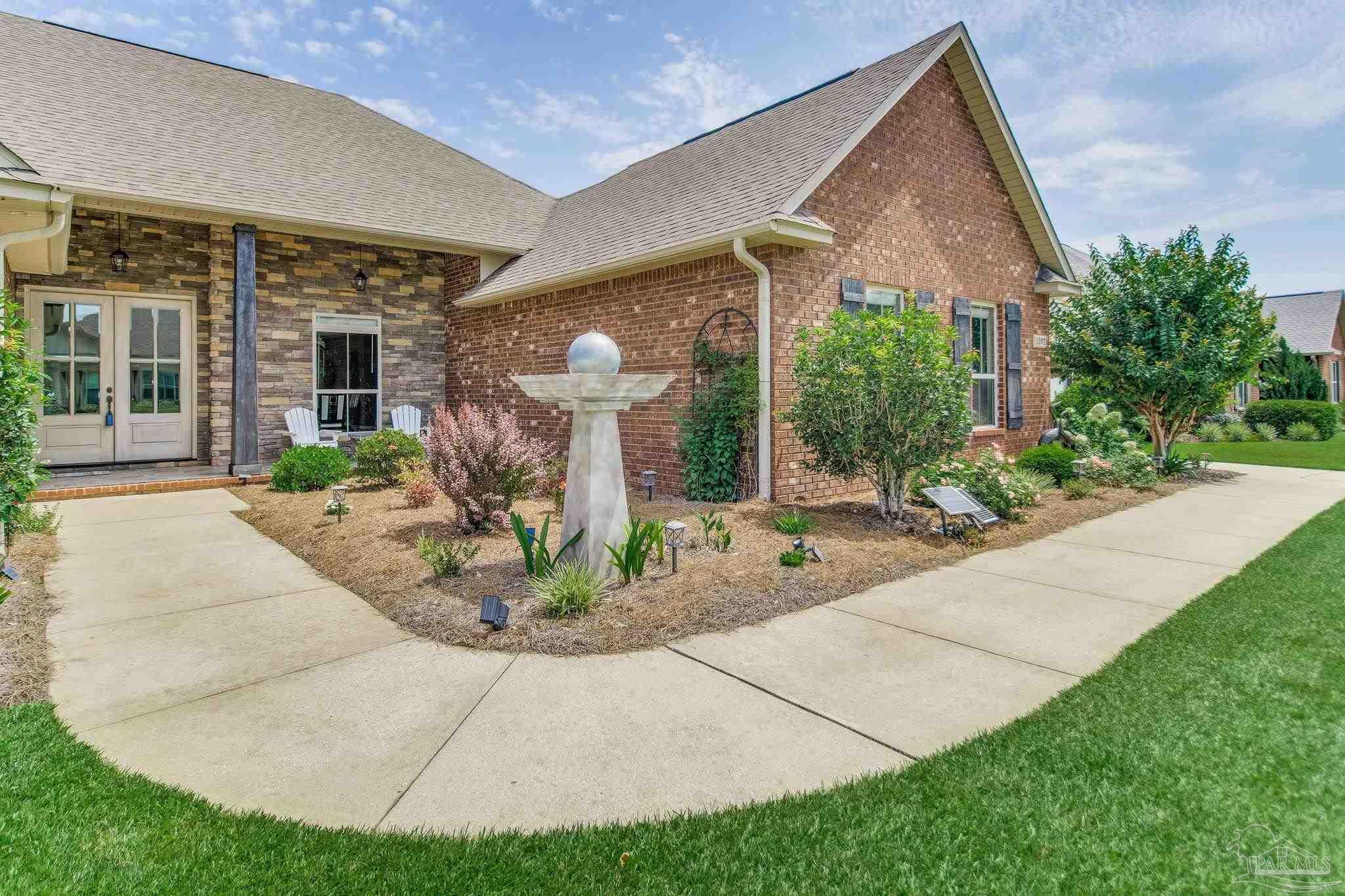 Photo of Listing #663190