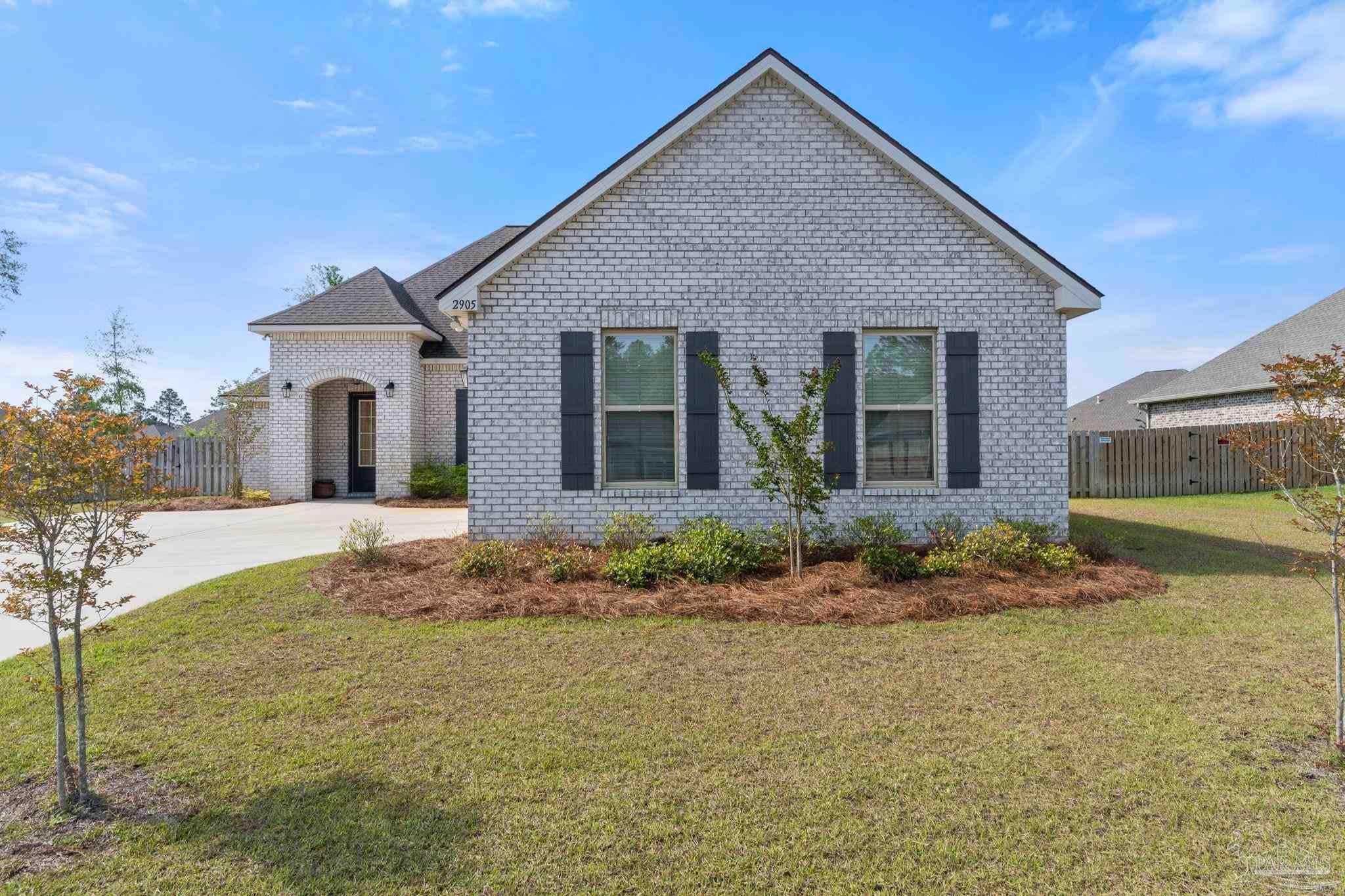 Photo of Listing #663300