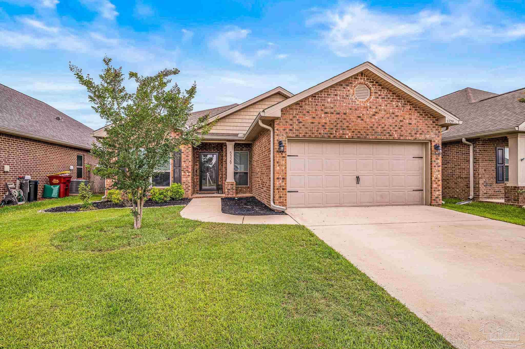 Photo of Listing #663715