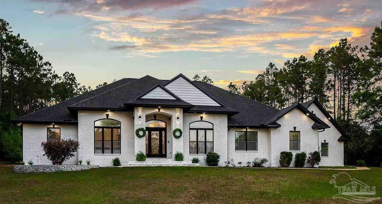 Photo of Listing #663738