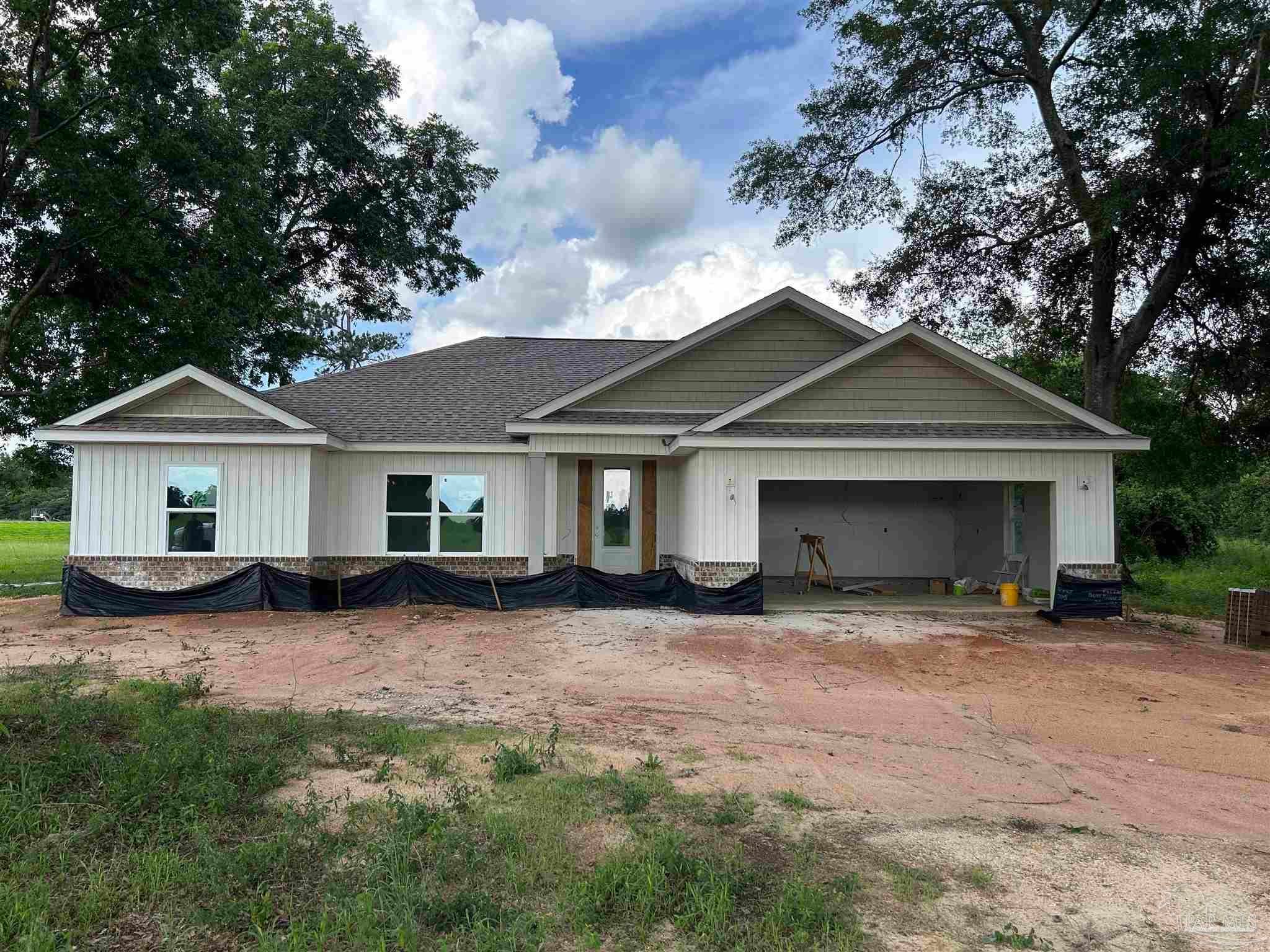Photo of Listing #663755