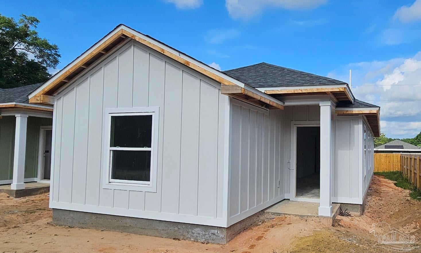 Photo of Listing #663940