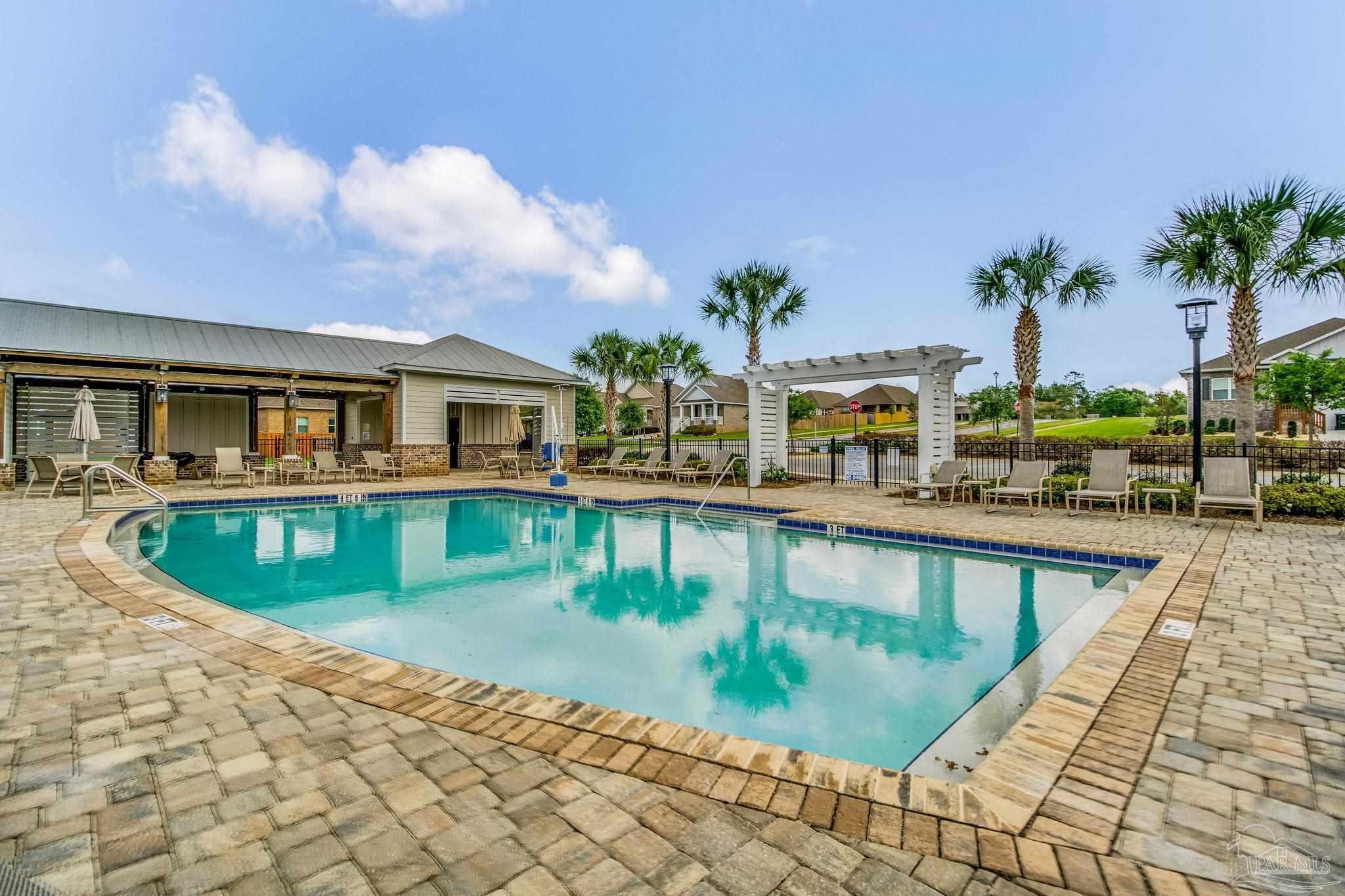 Photo of Listing #664163