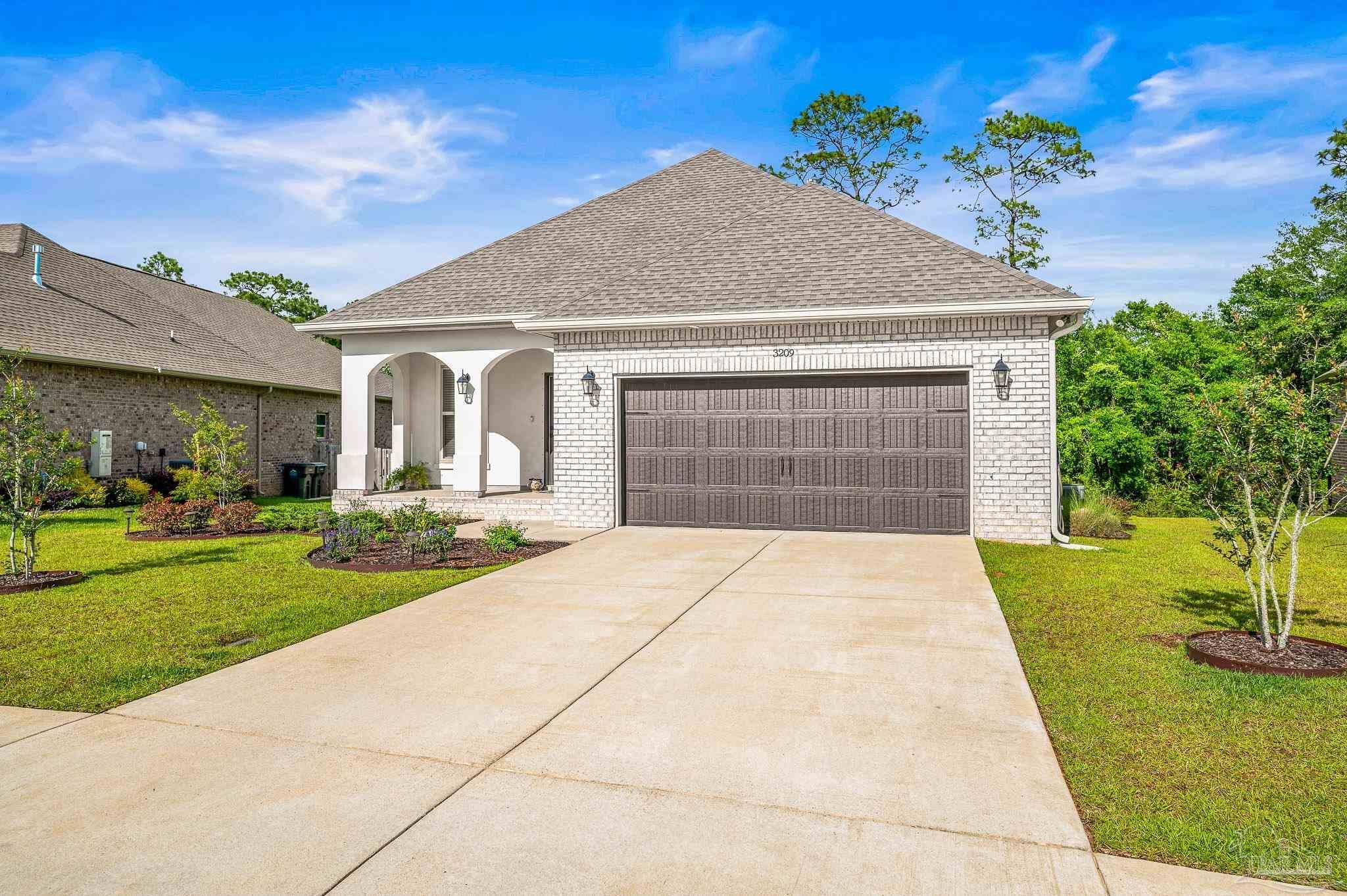 Photo of Listing #664202