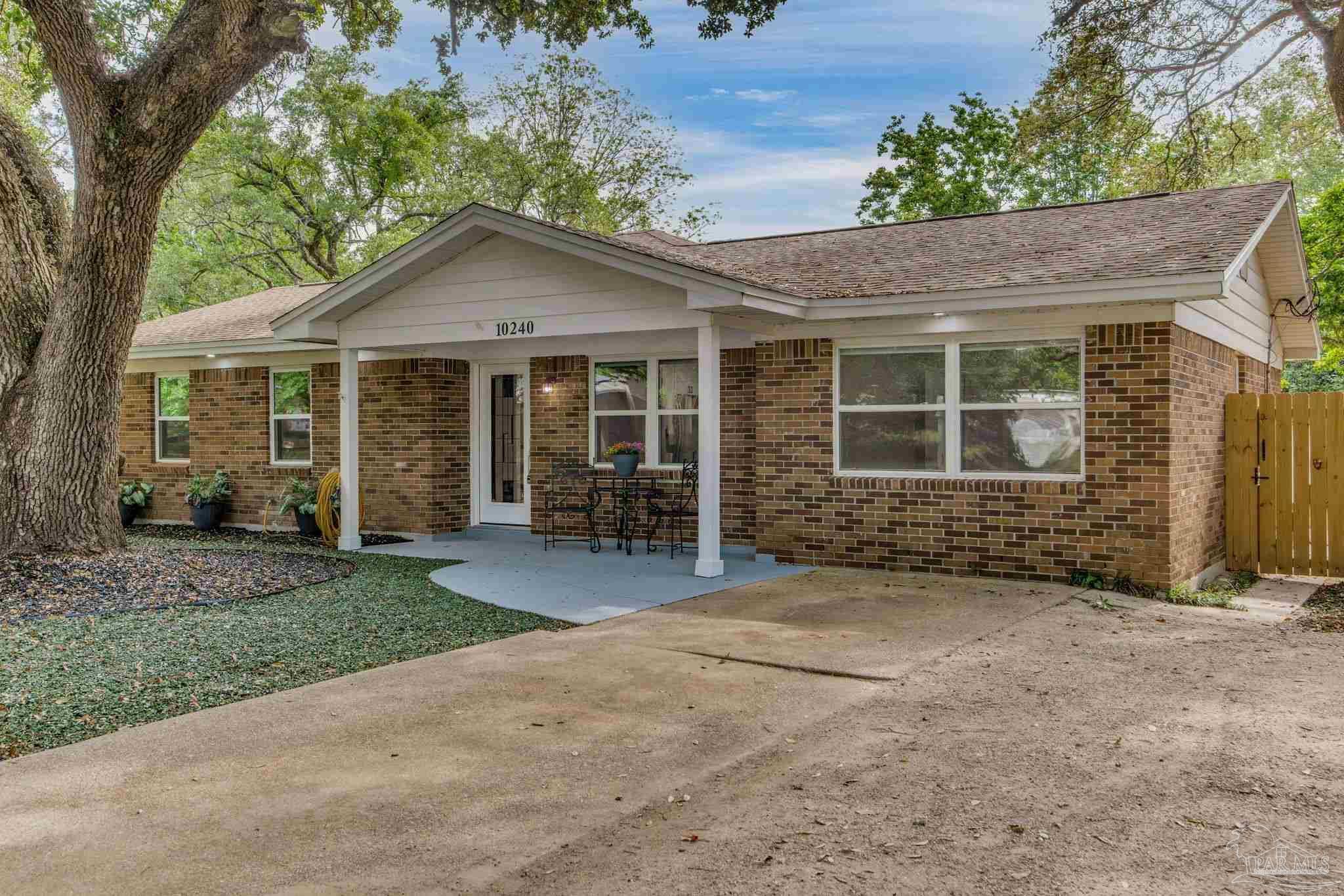 Photo of Listing #664457