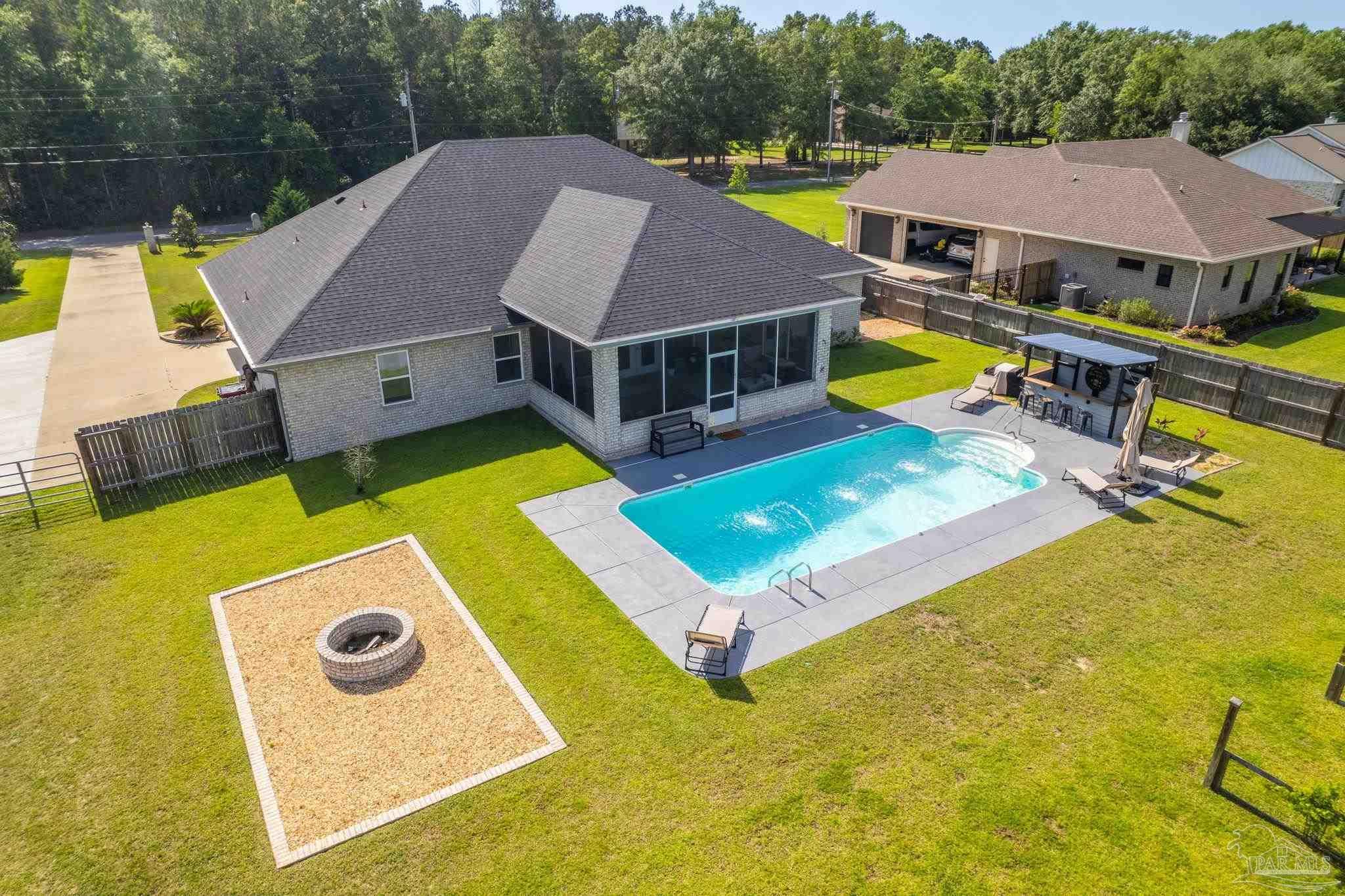 Photo of Listing #664712