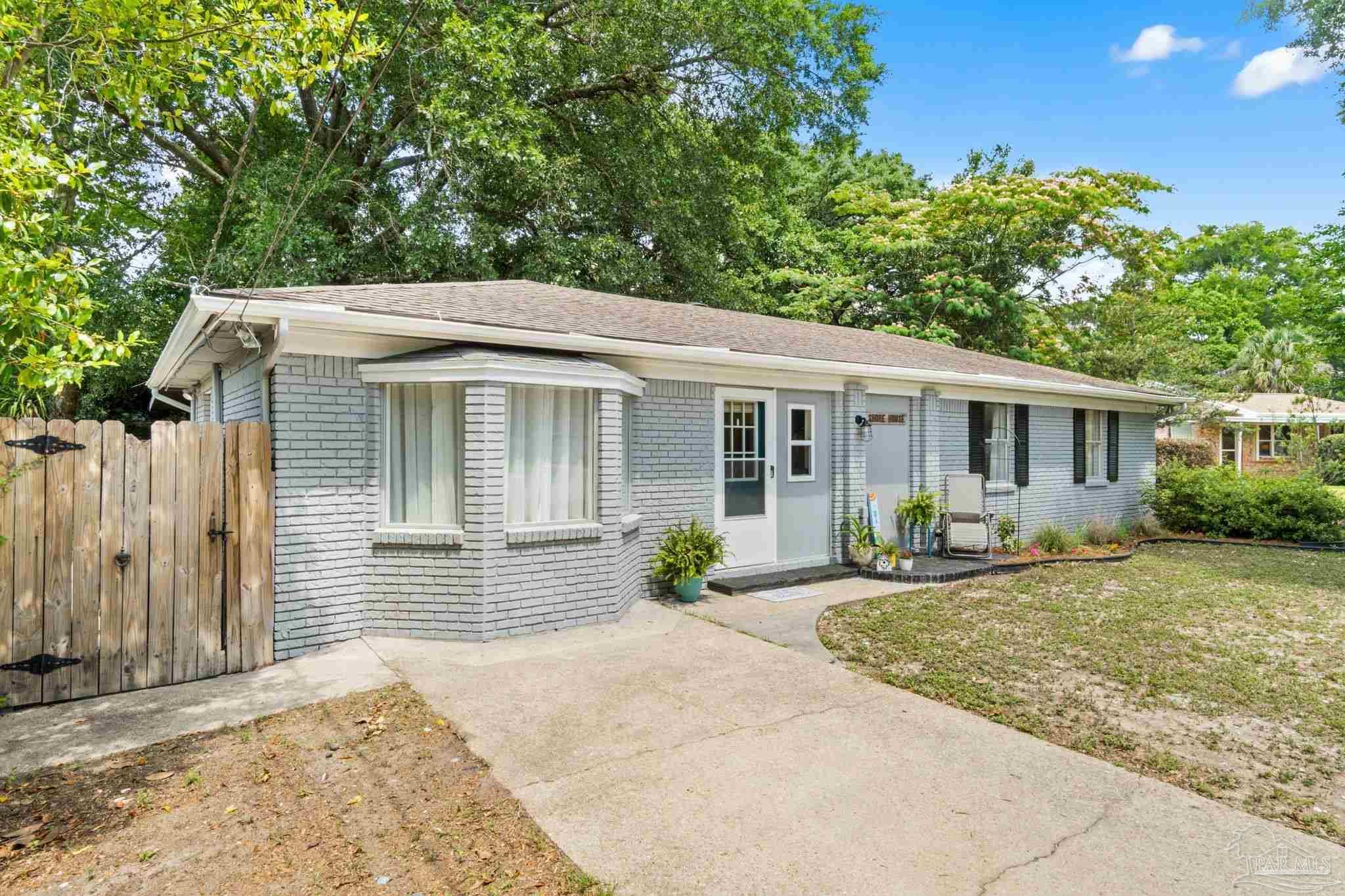 Photo of Listing #664756