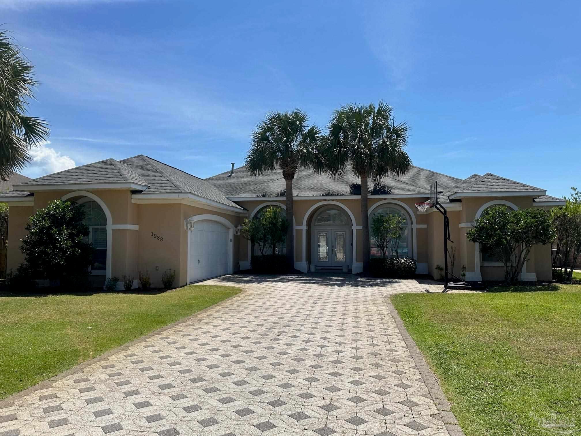 Photo of Listing #664760