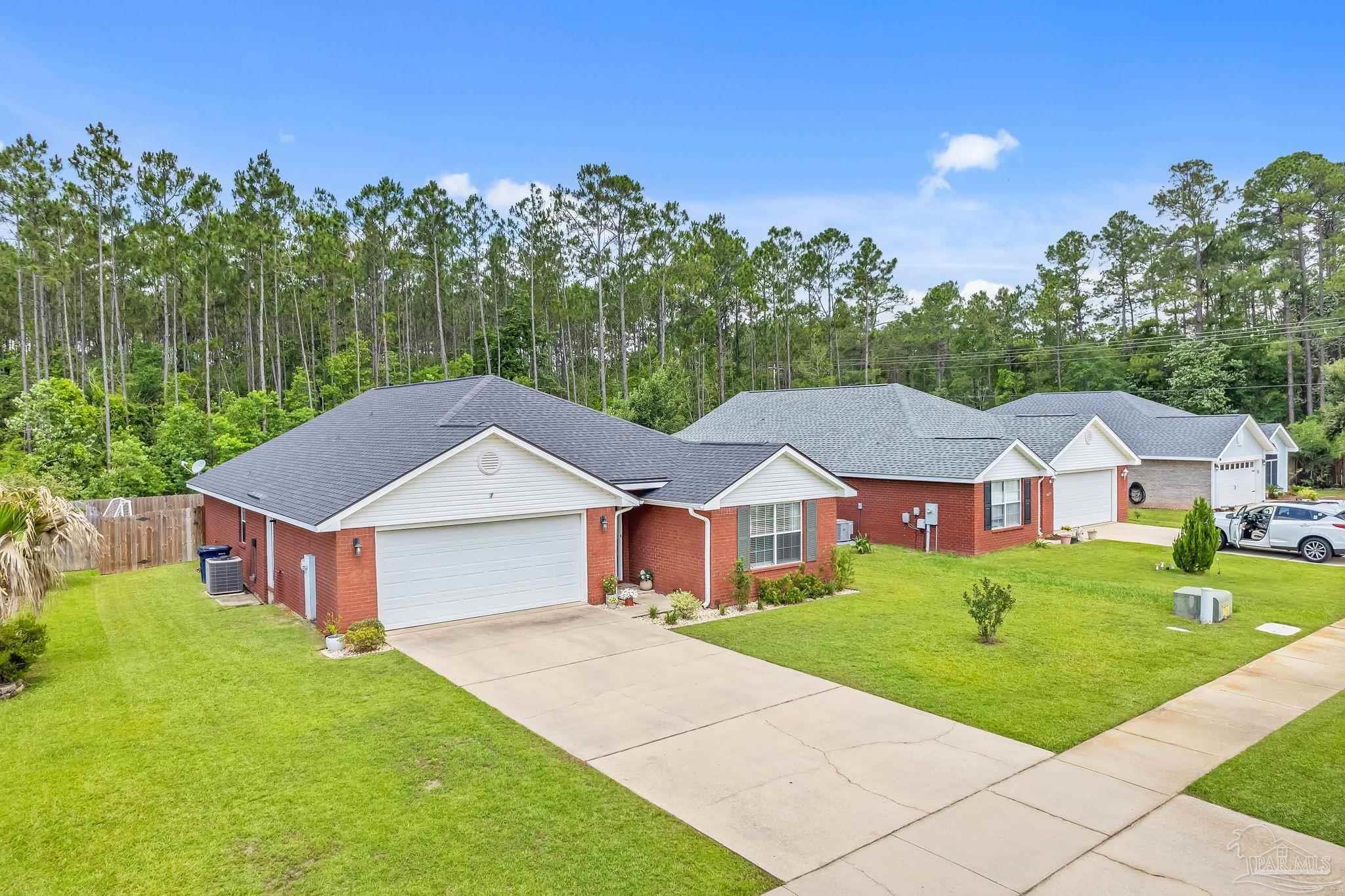 Photo of Listing #664815