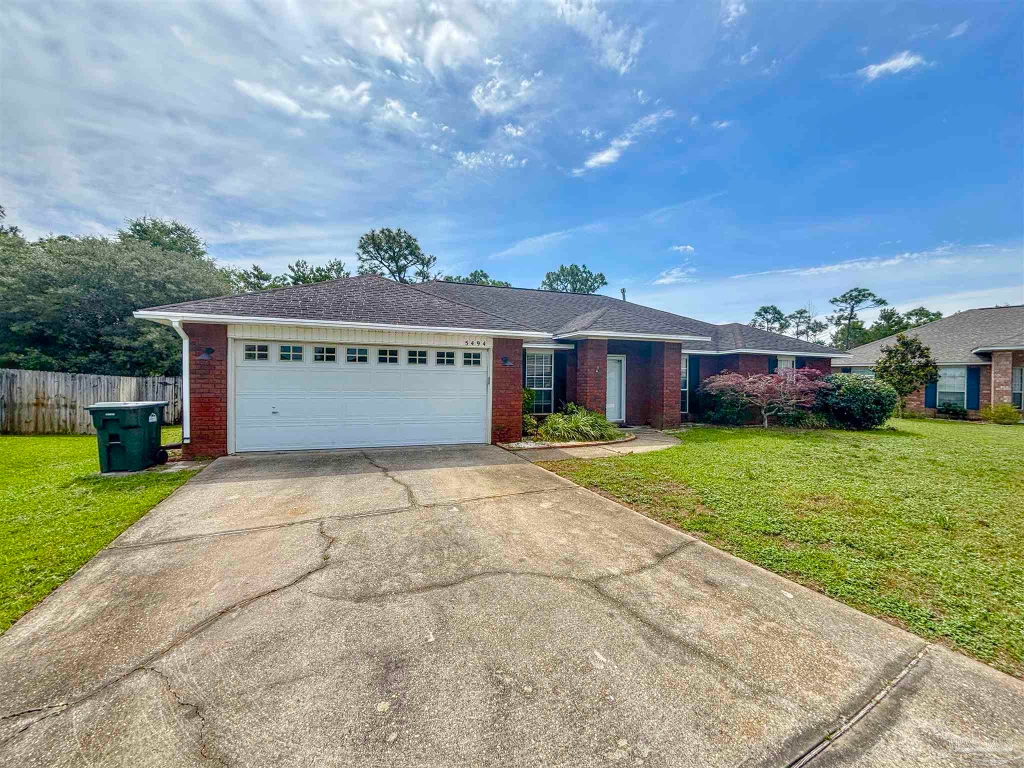 Photo of Listing #664852