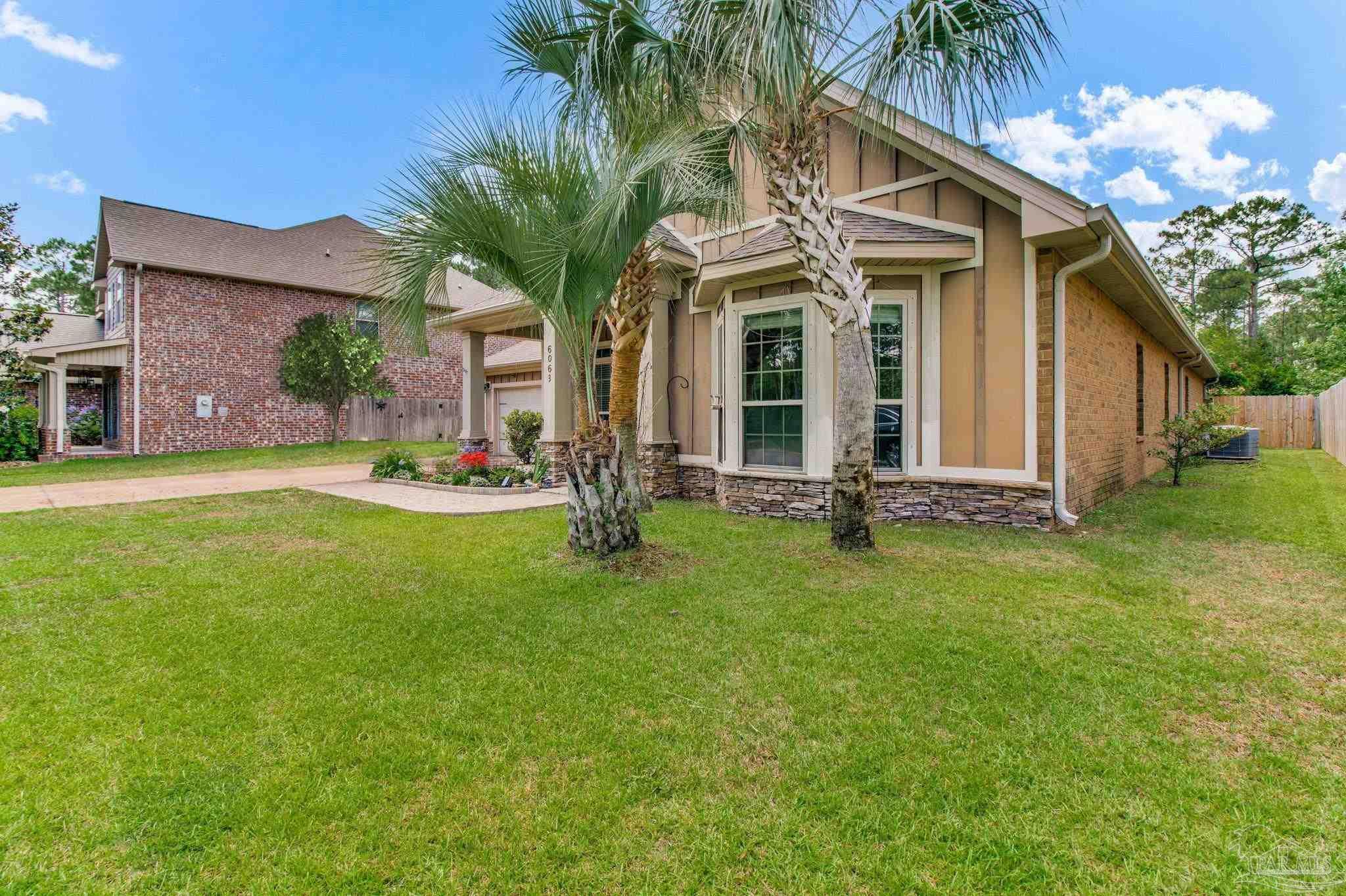 Photo of Listing #664902