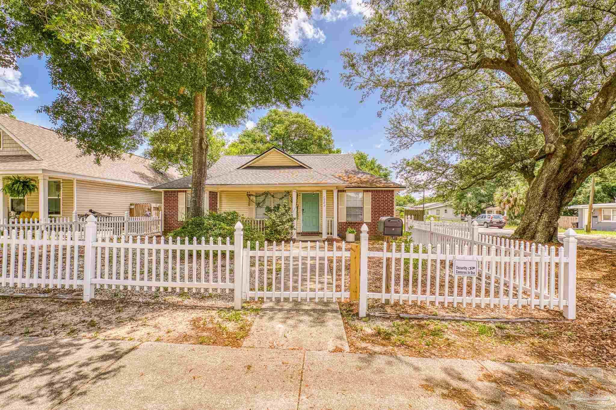 Photo of Listing #665013