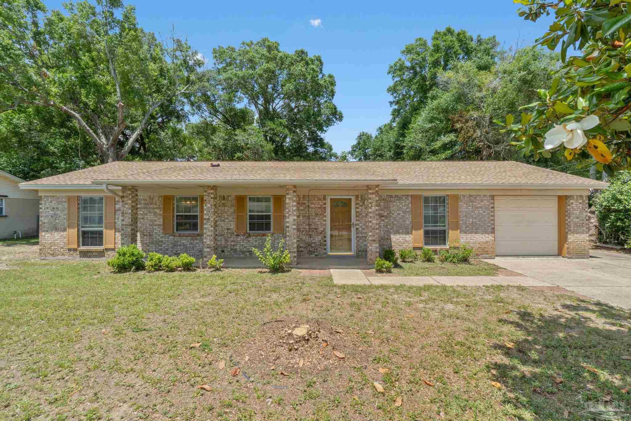 Photo of Listing #665126