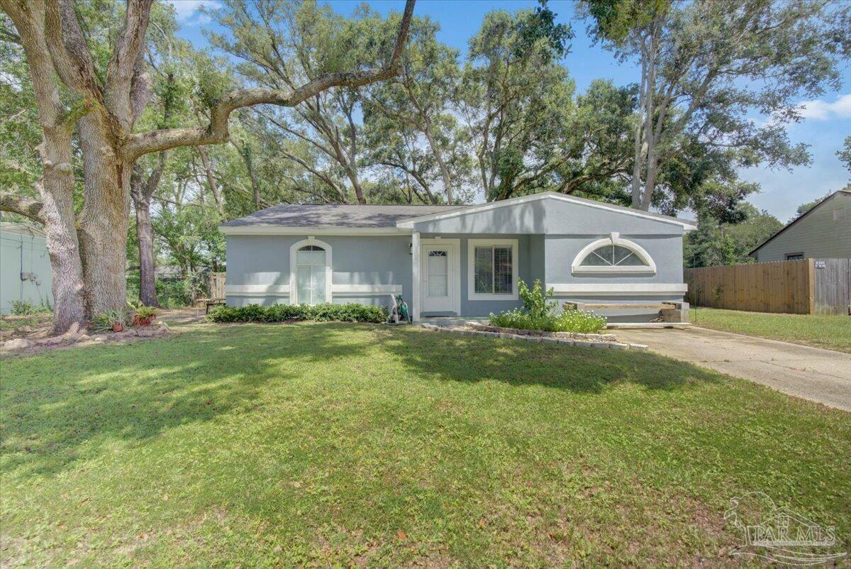Photo of Listing #665135