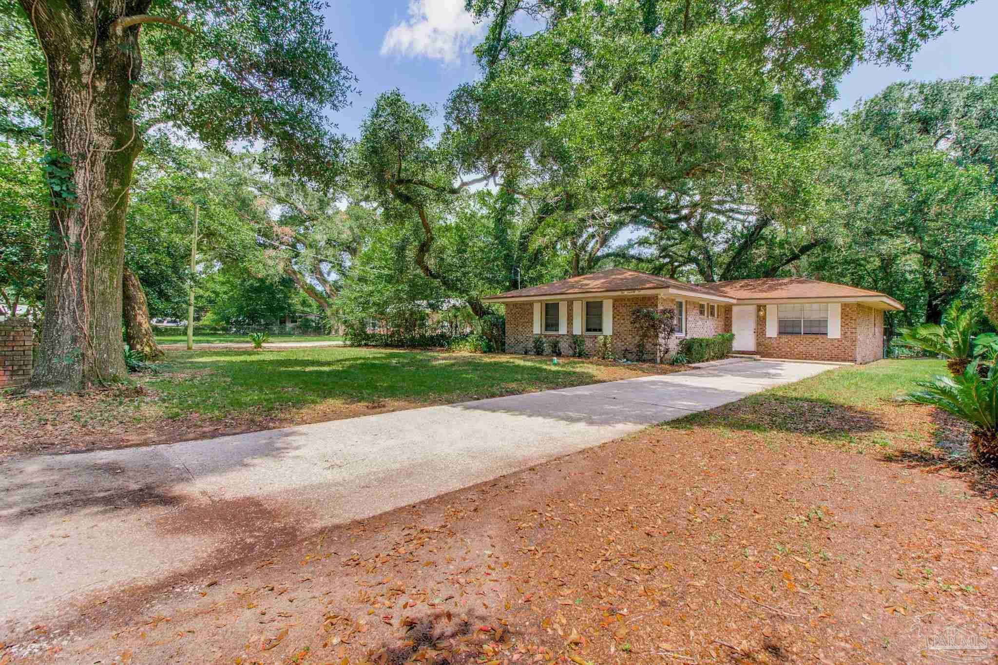 Photo of Listing #665143