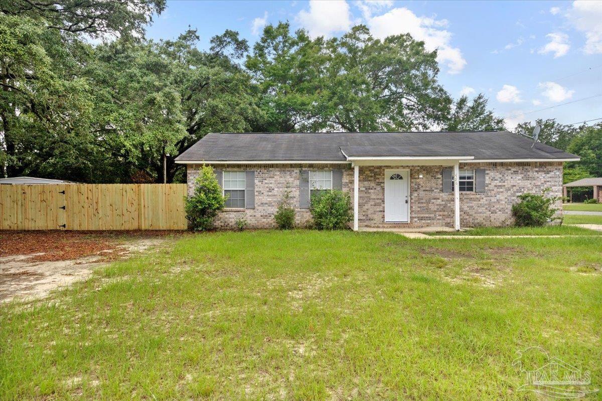 Photo of Listing #665232