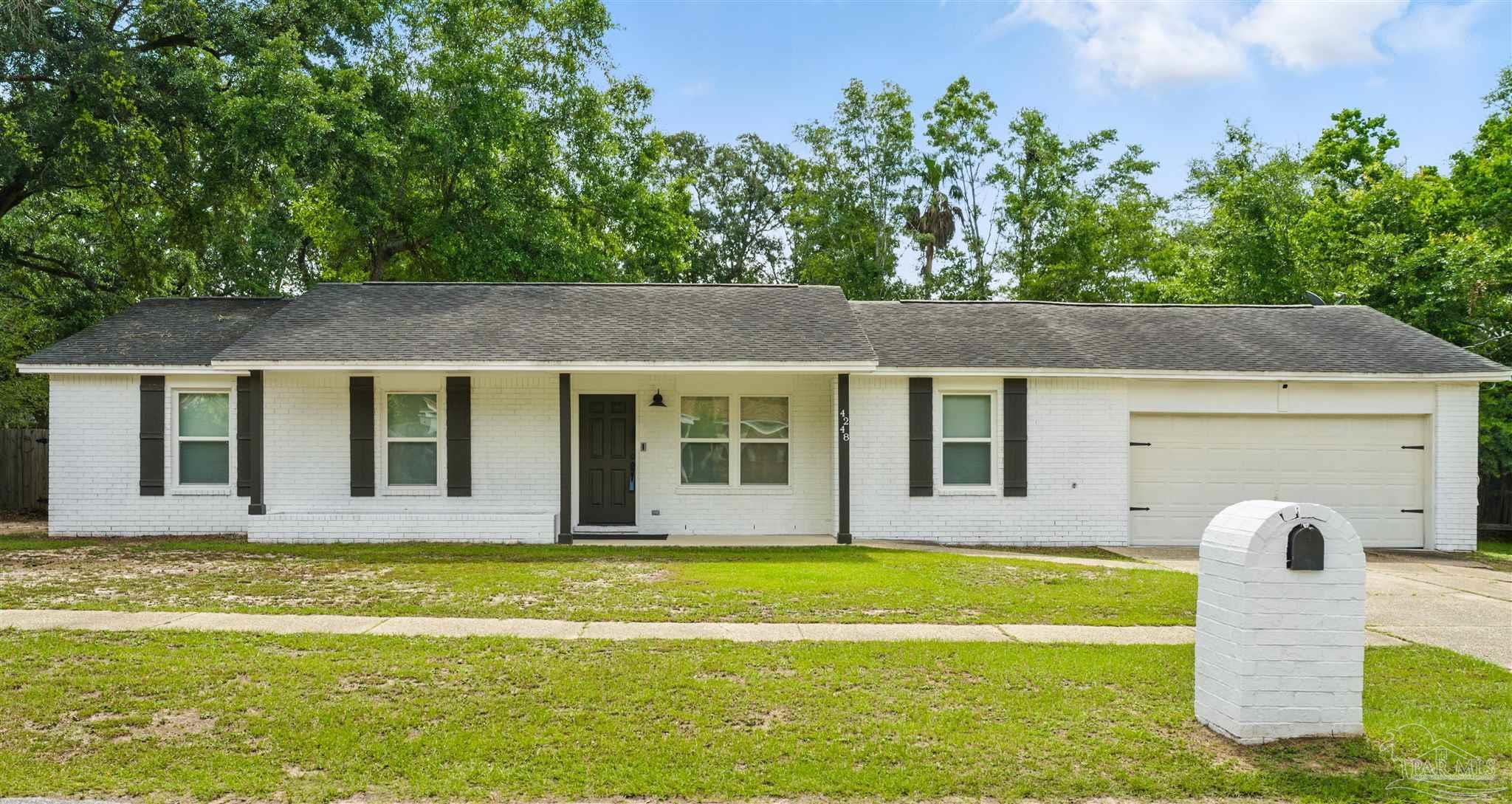 Photo of Listing #665260