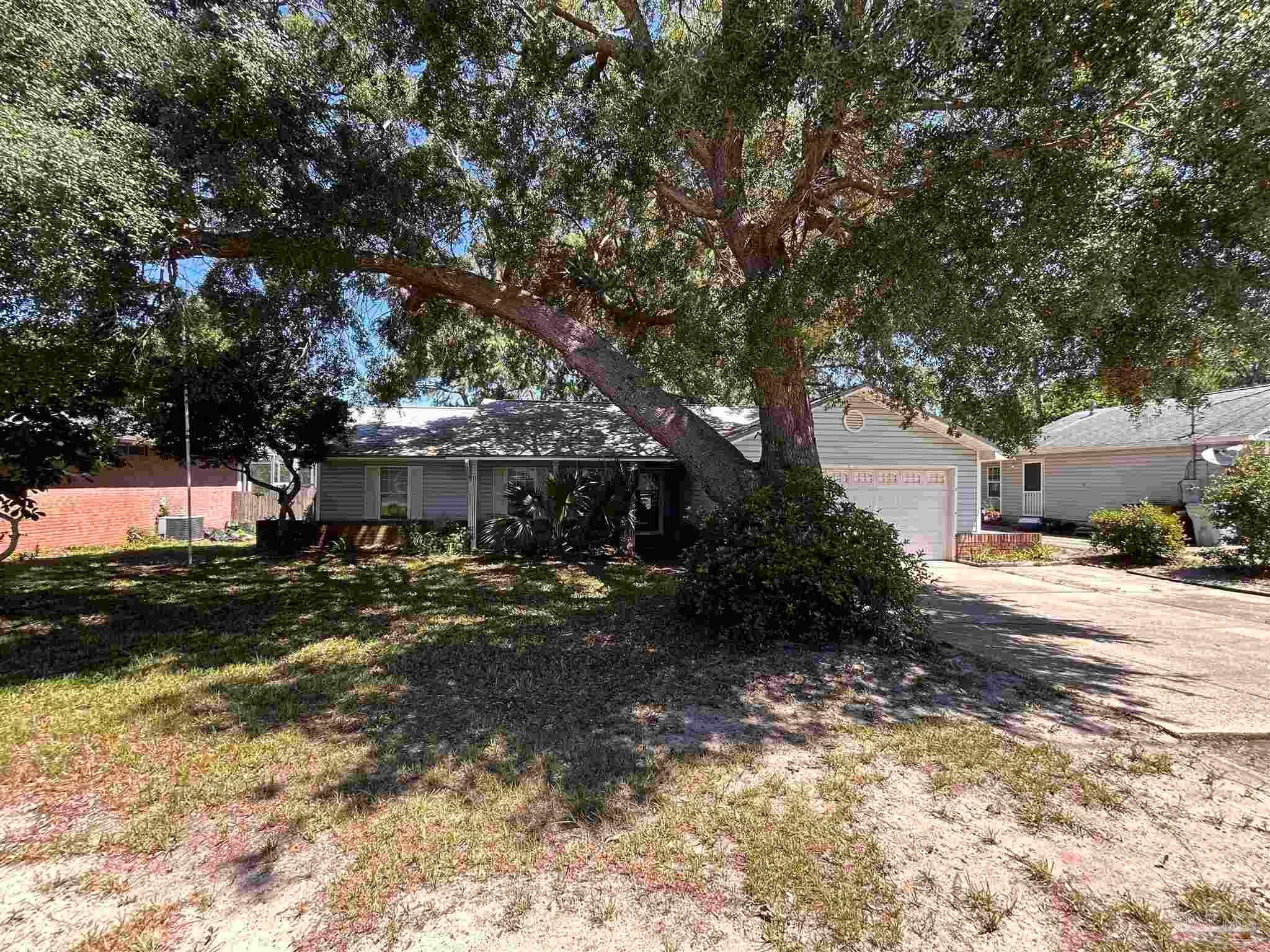 Photo of Listing #665316