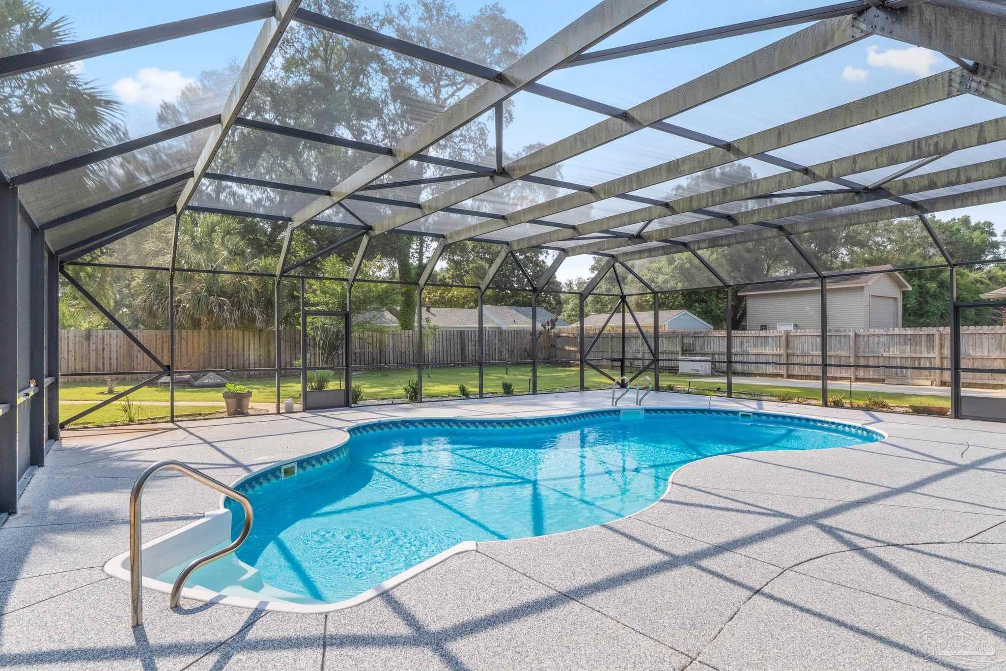 Photo of Listing #665431