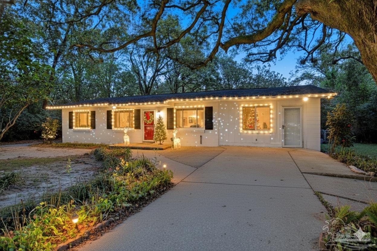 Photo of Listing #665674