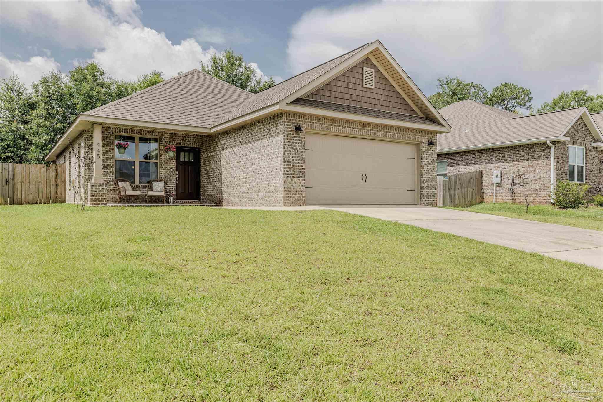 Photo of Listing #665816