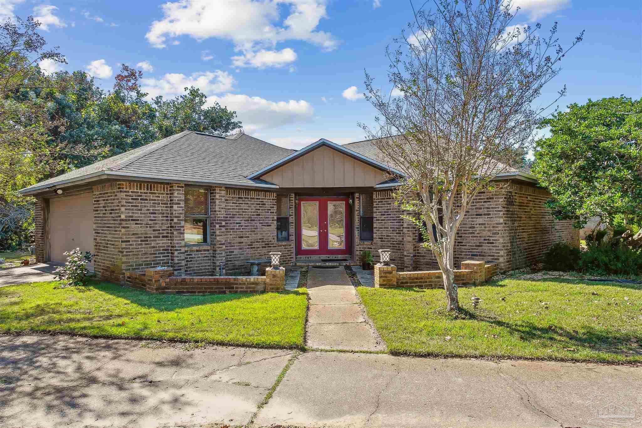 Photo of Listing #665918