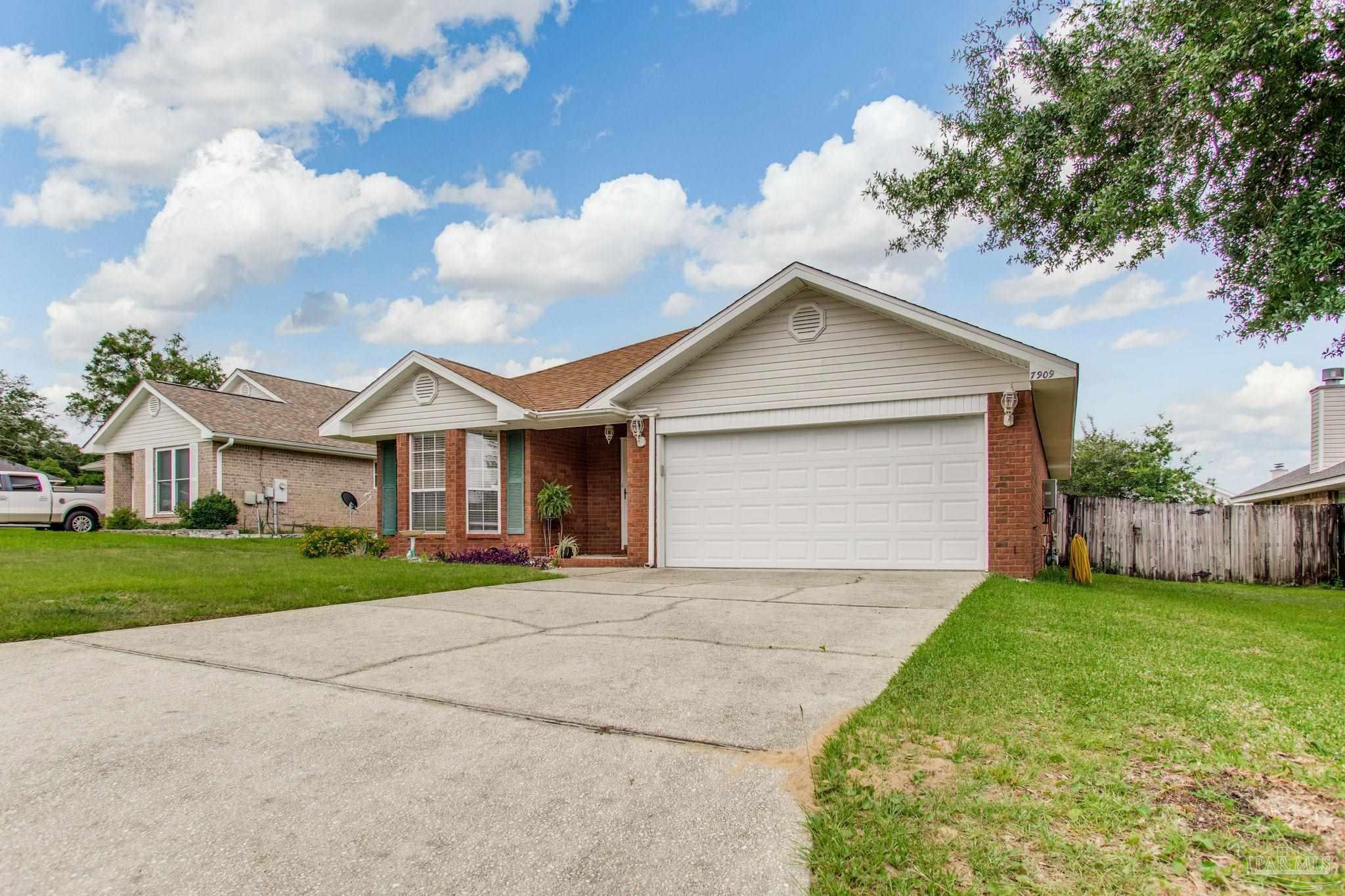 Photo of Listing #666228