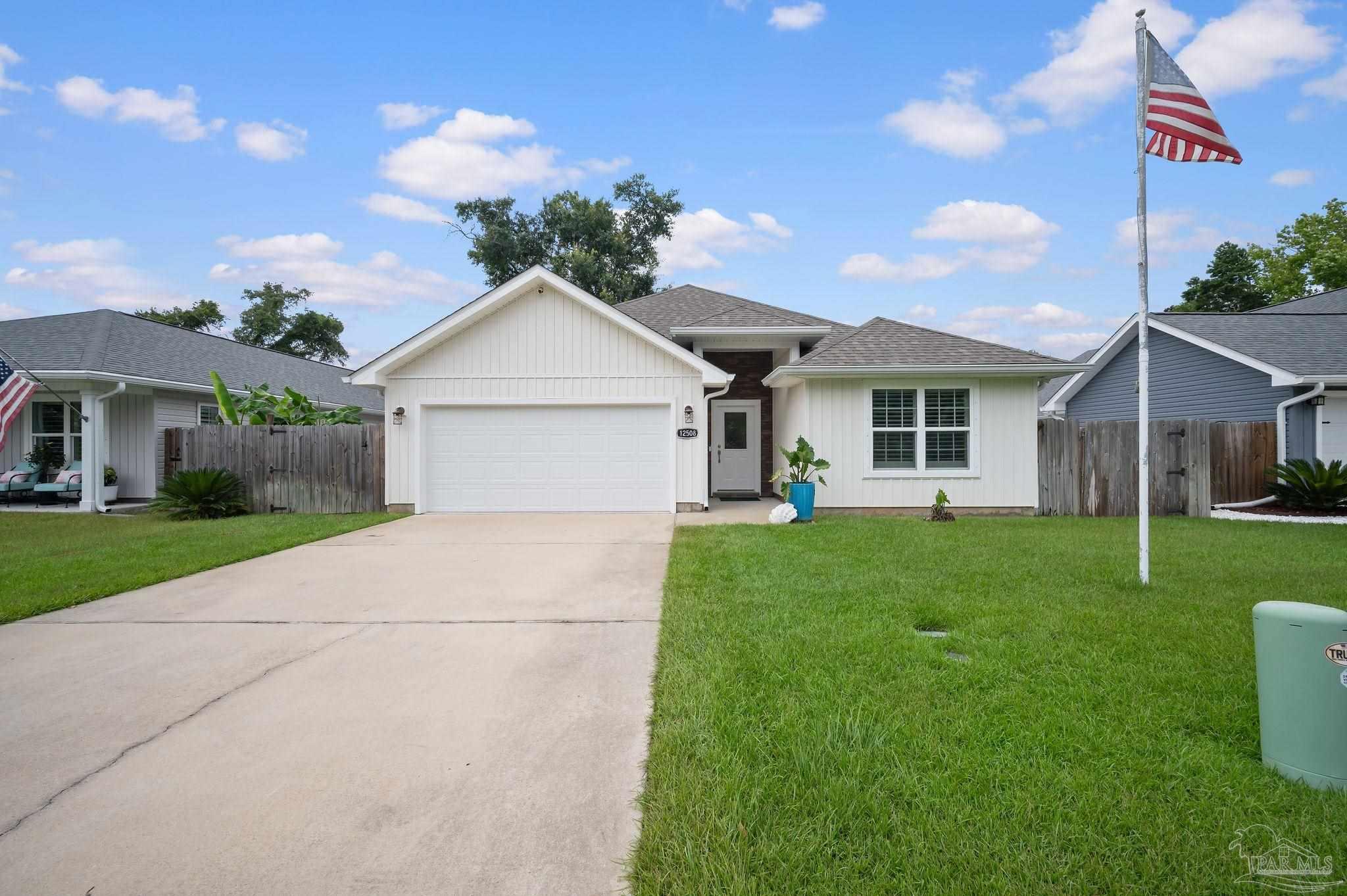Photo of Listing #666307