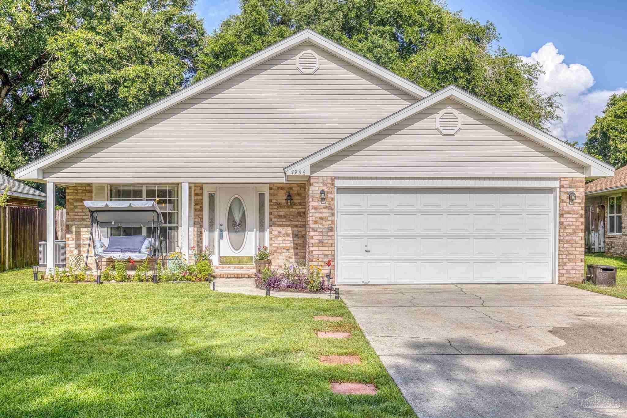 Photo of Listing #666388