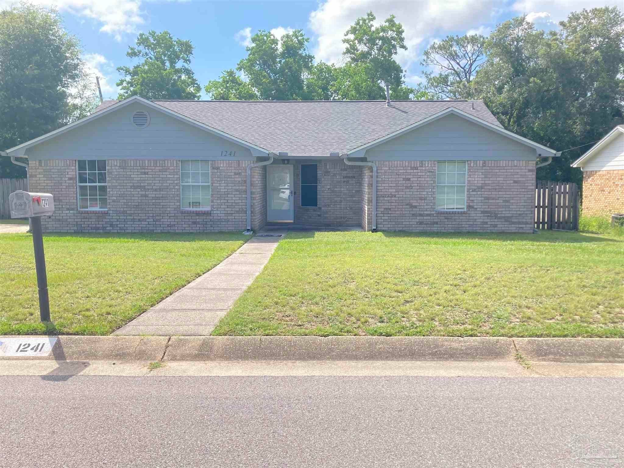 Photo of Listing #666457