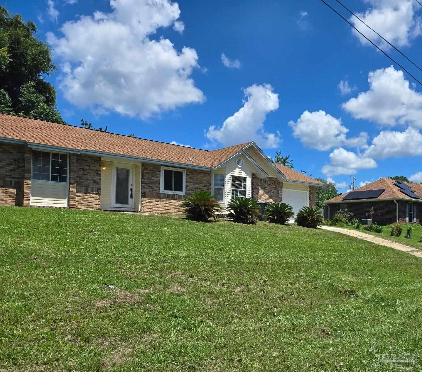 Photo of Listing #667213