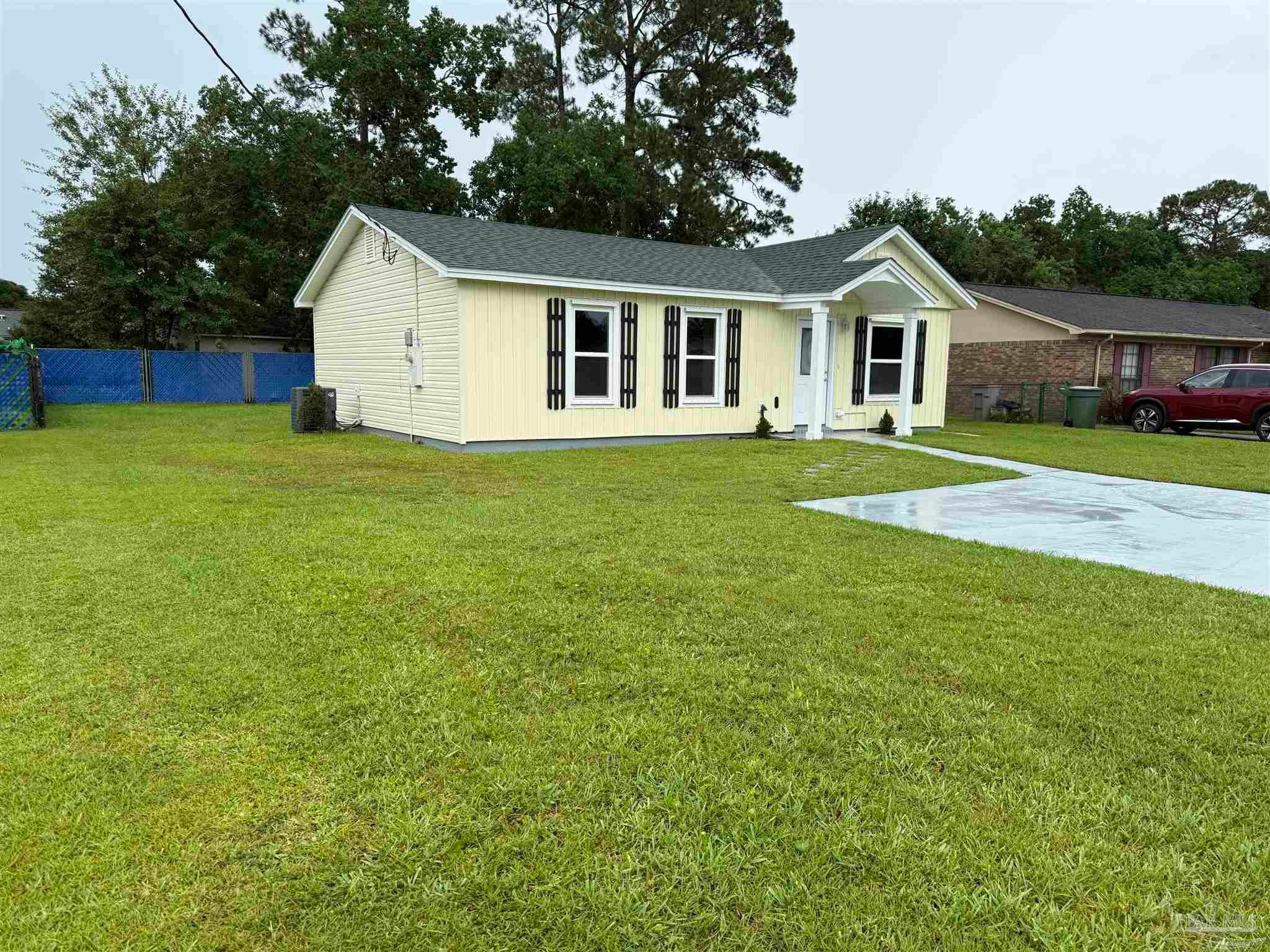 Photo of Listing #667356