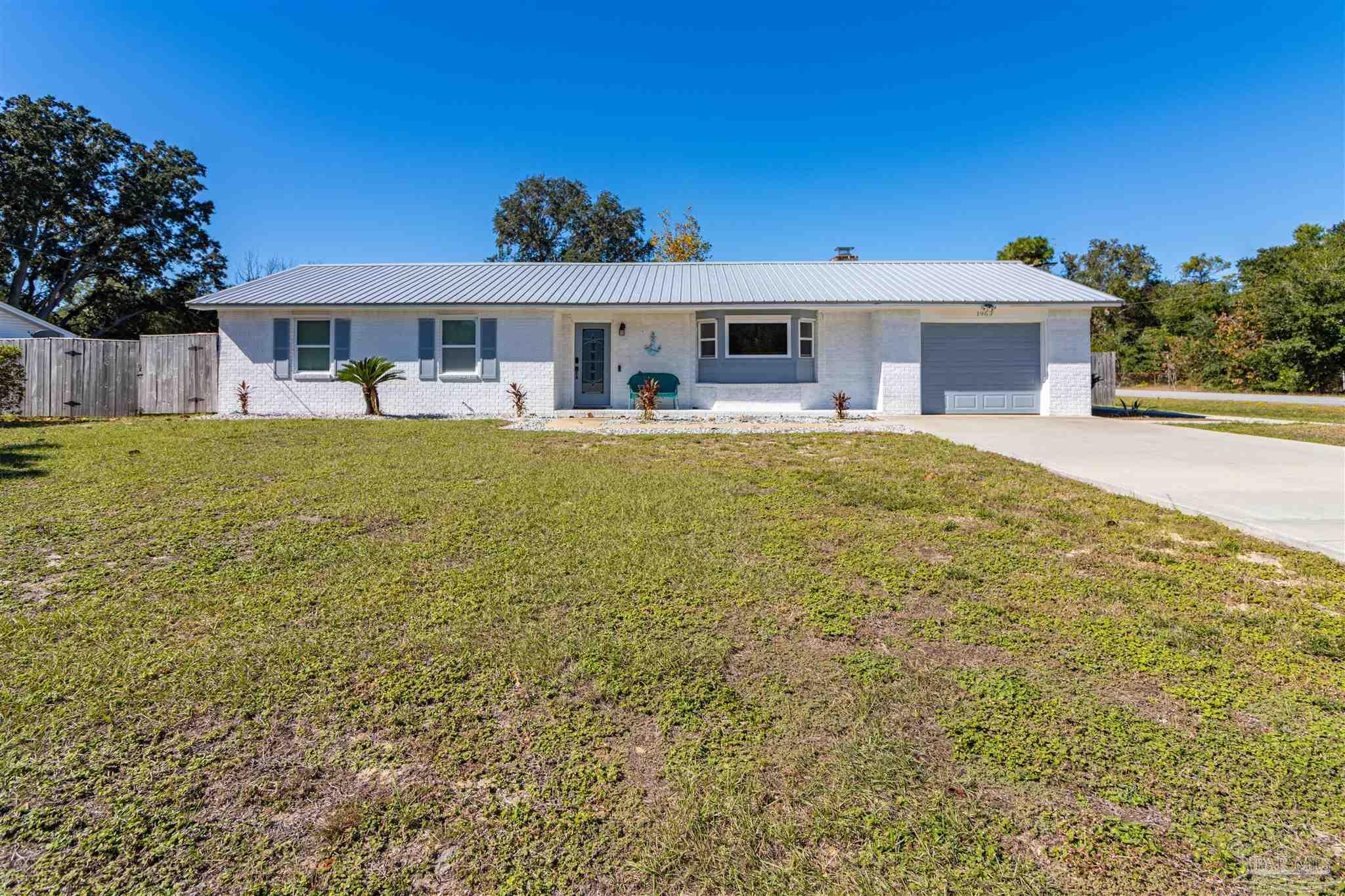 Photo of Listing #667398