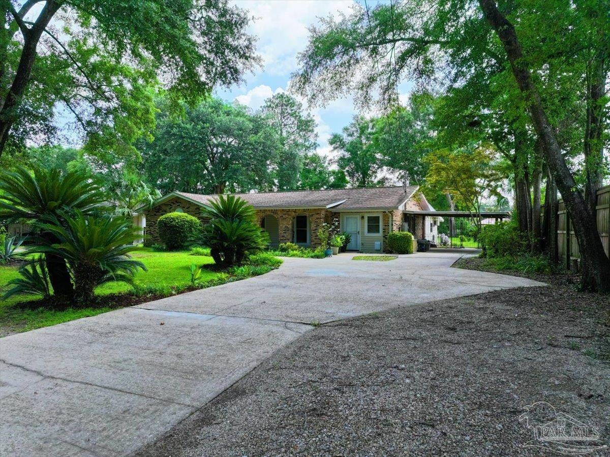 Photo of Listing #667511