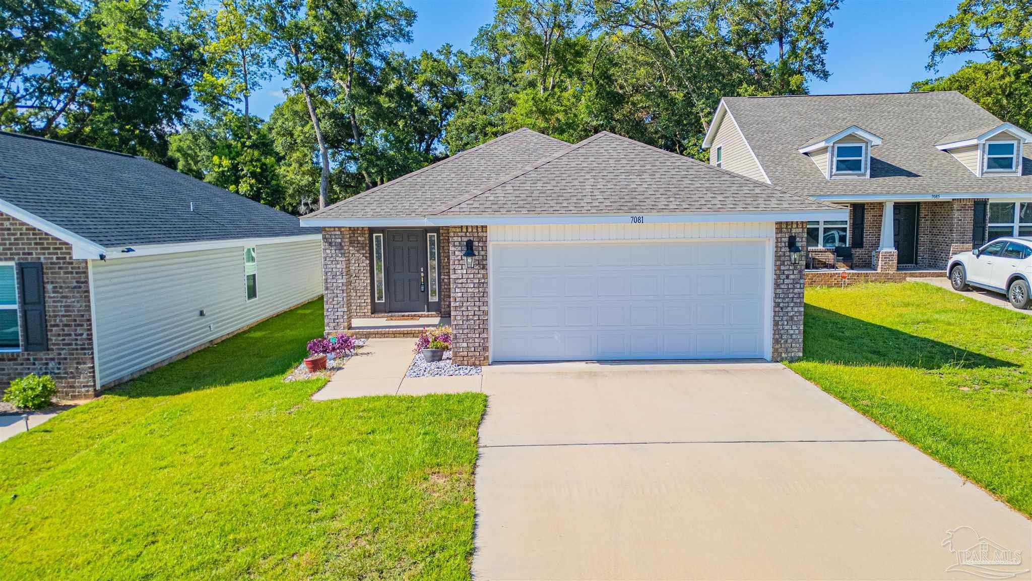 Photo of Listing #667535