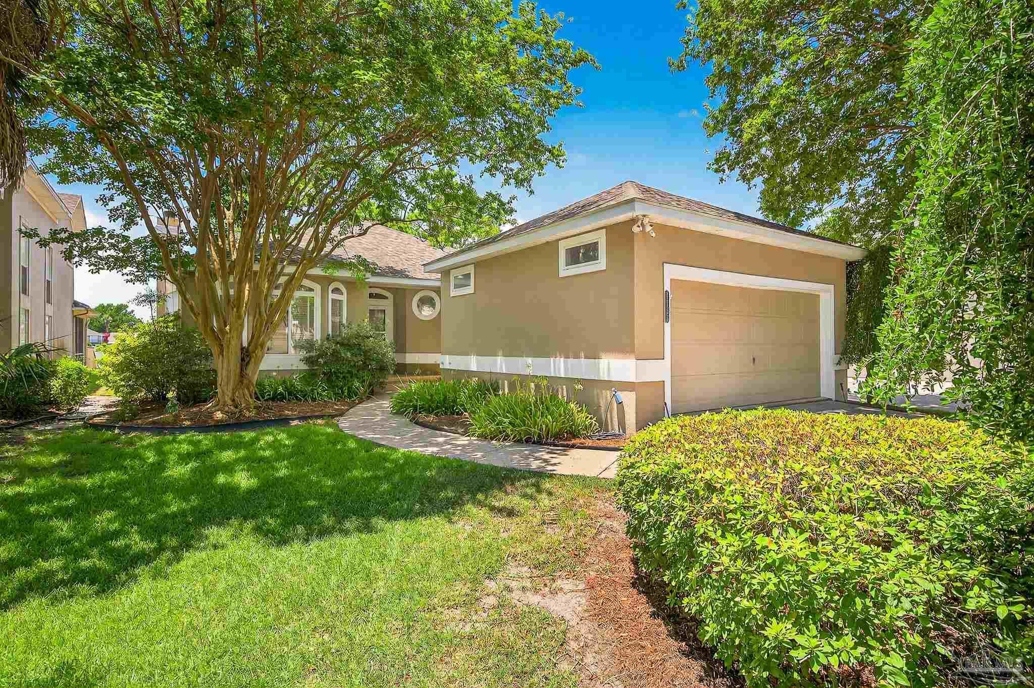 Photo of Listing #667846