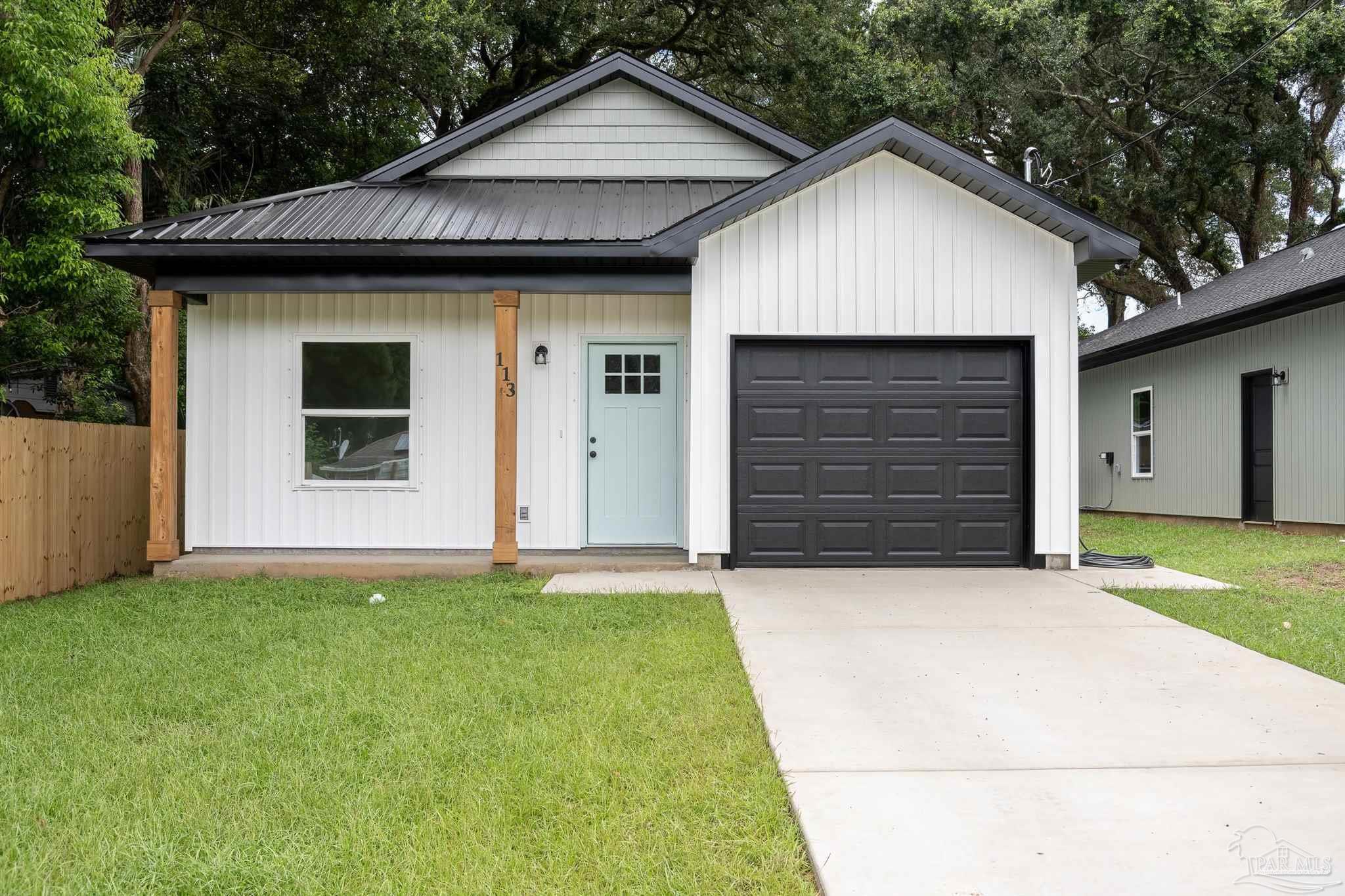 Photo of Listing #668357