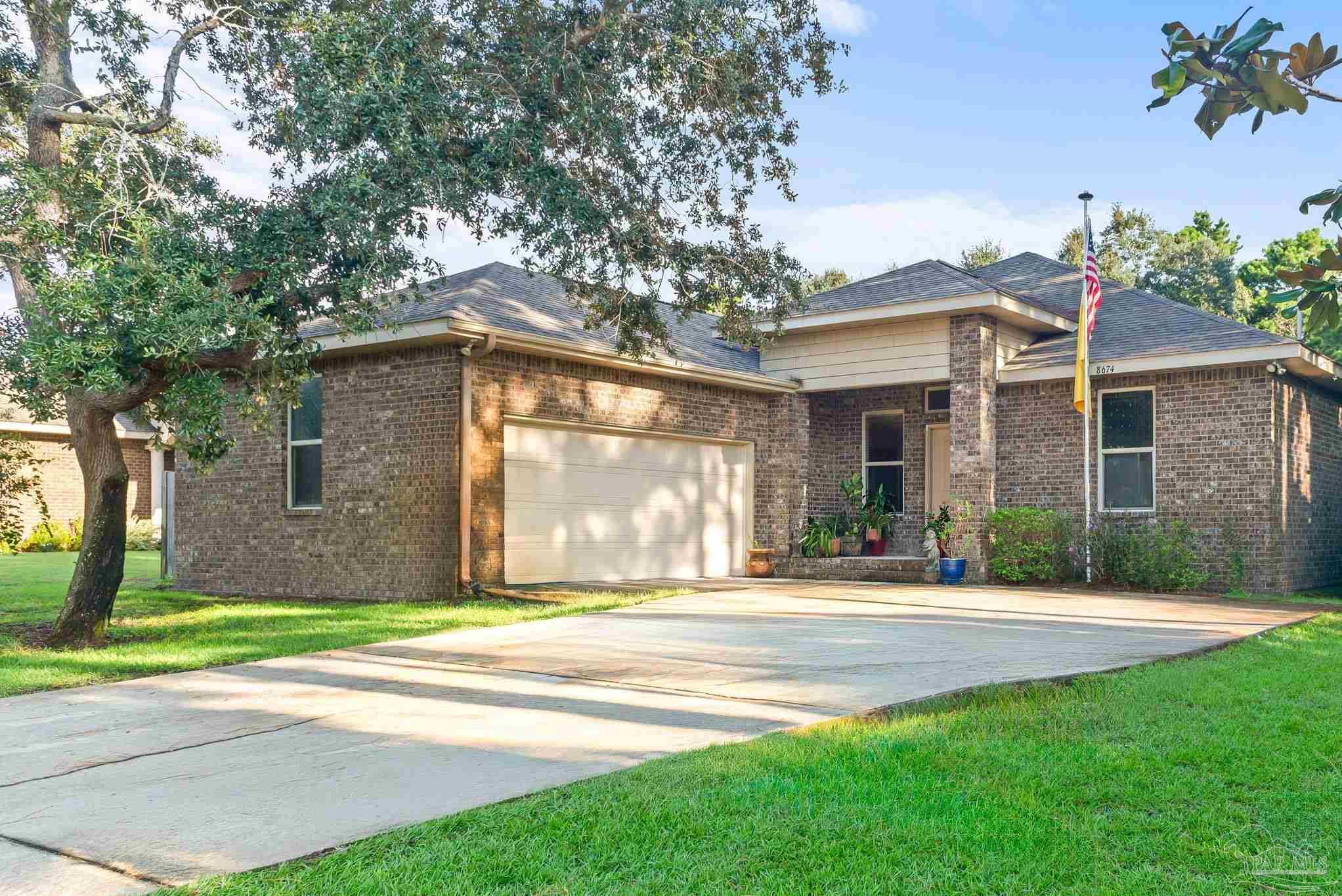 Photo of Listing #668973