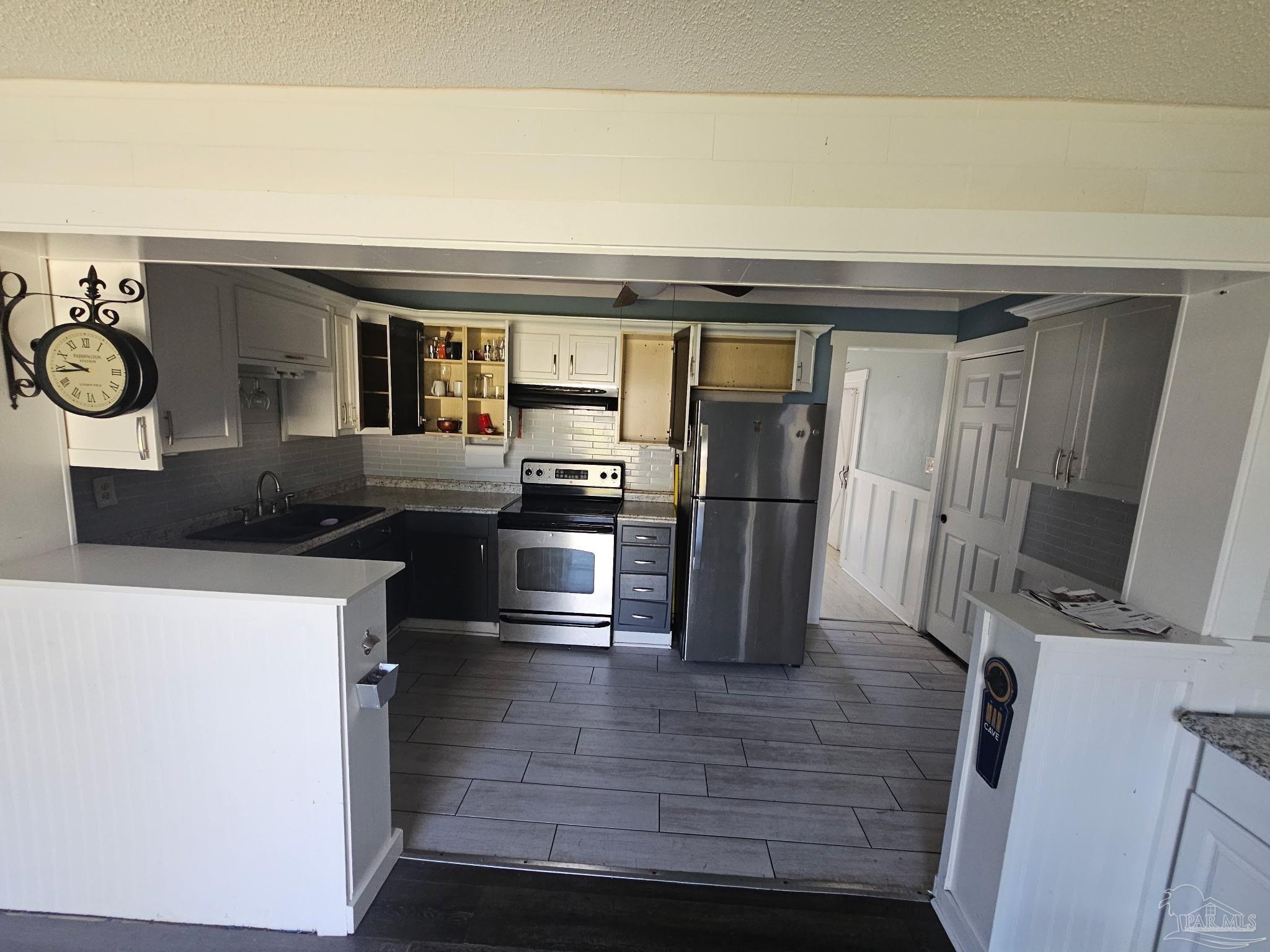 Photo of Listing #669089