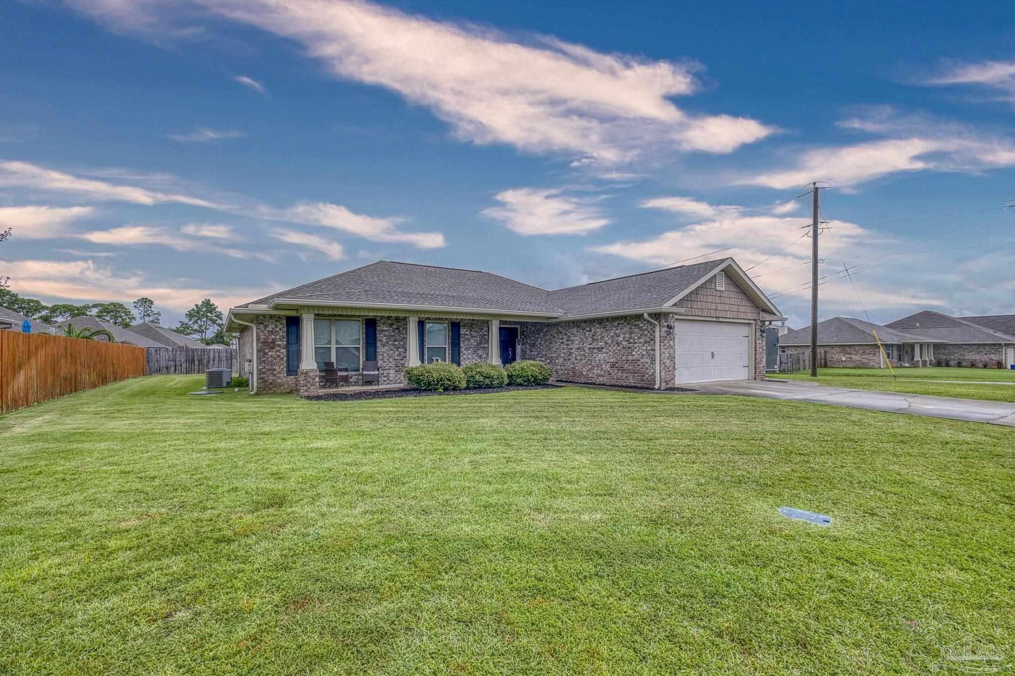 Photo of Listing #669412