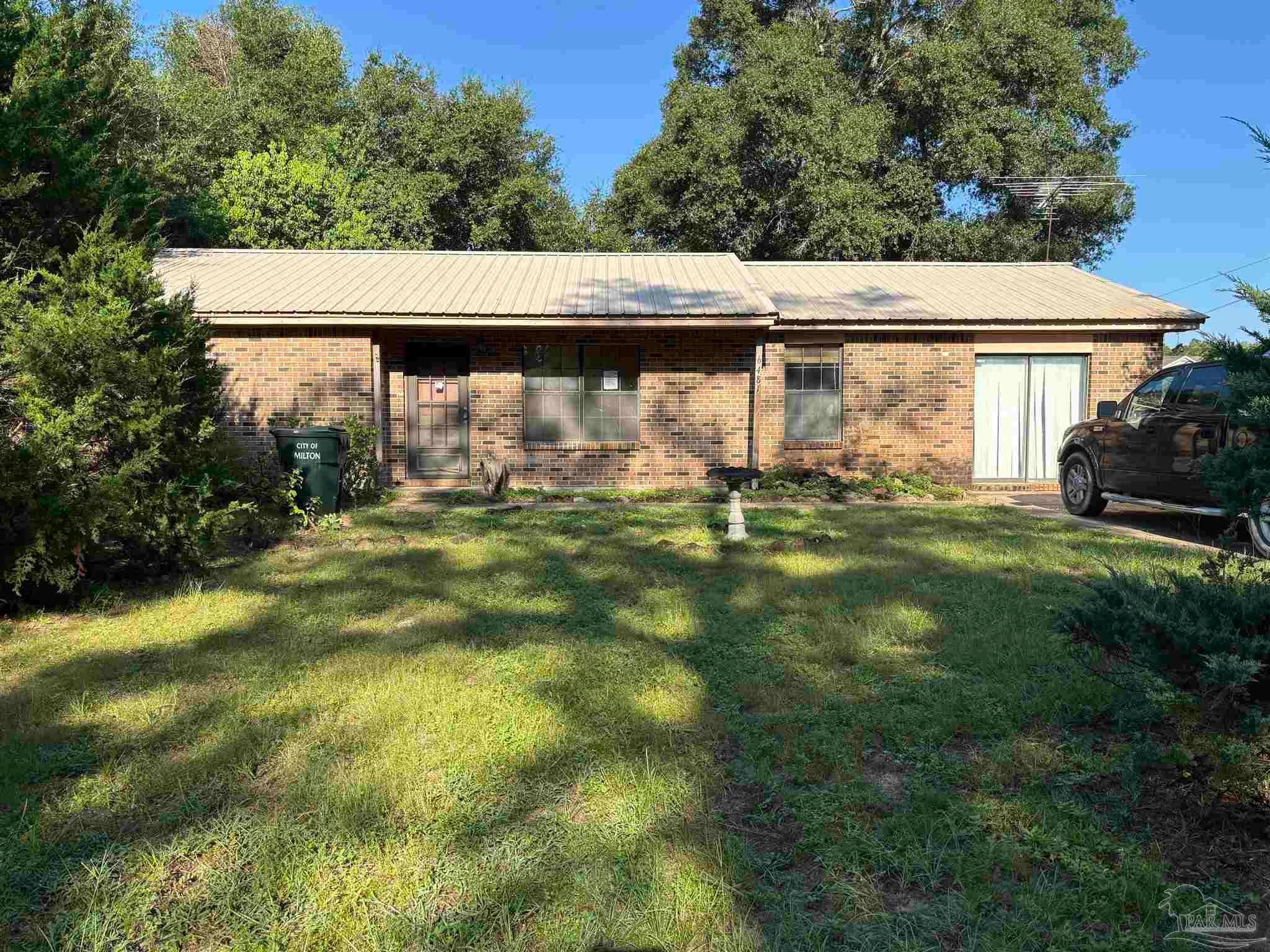 Photo of Listing #669501