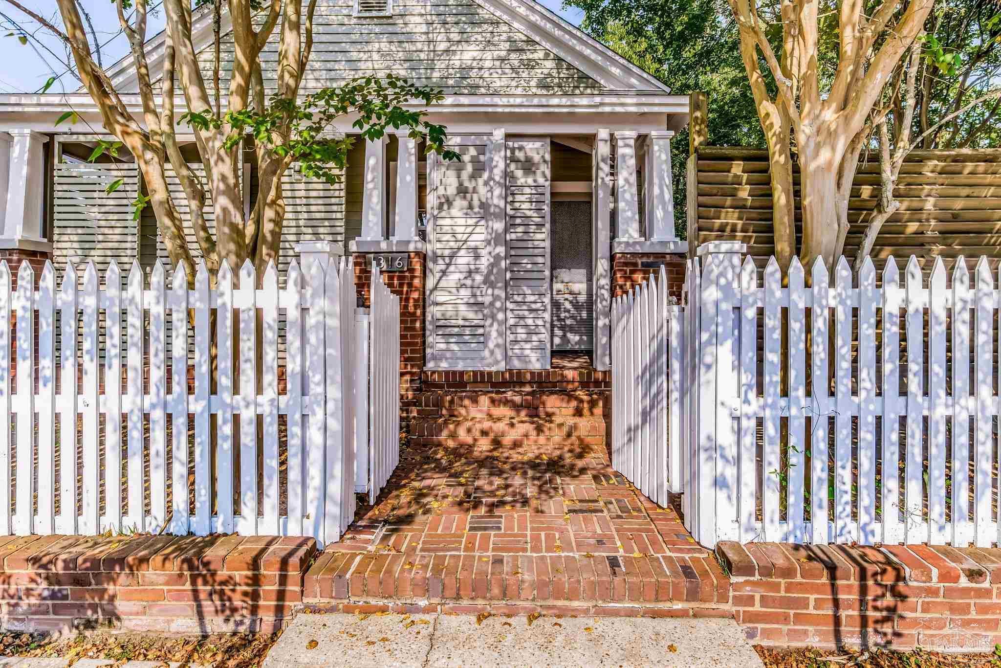 Photo of Listing #669507