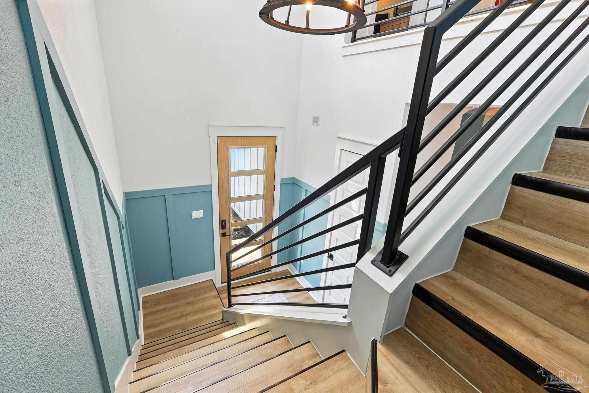 Photo of Listing #669772